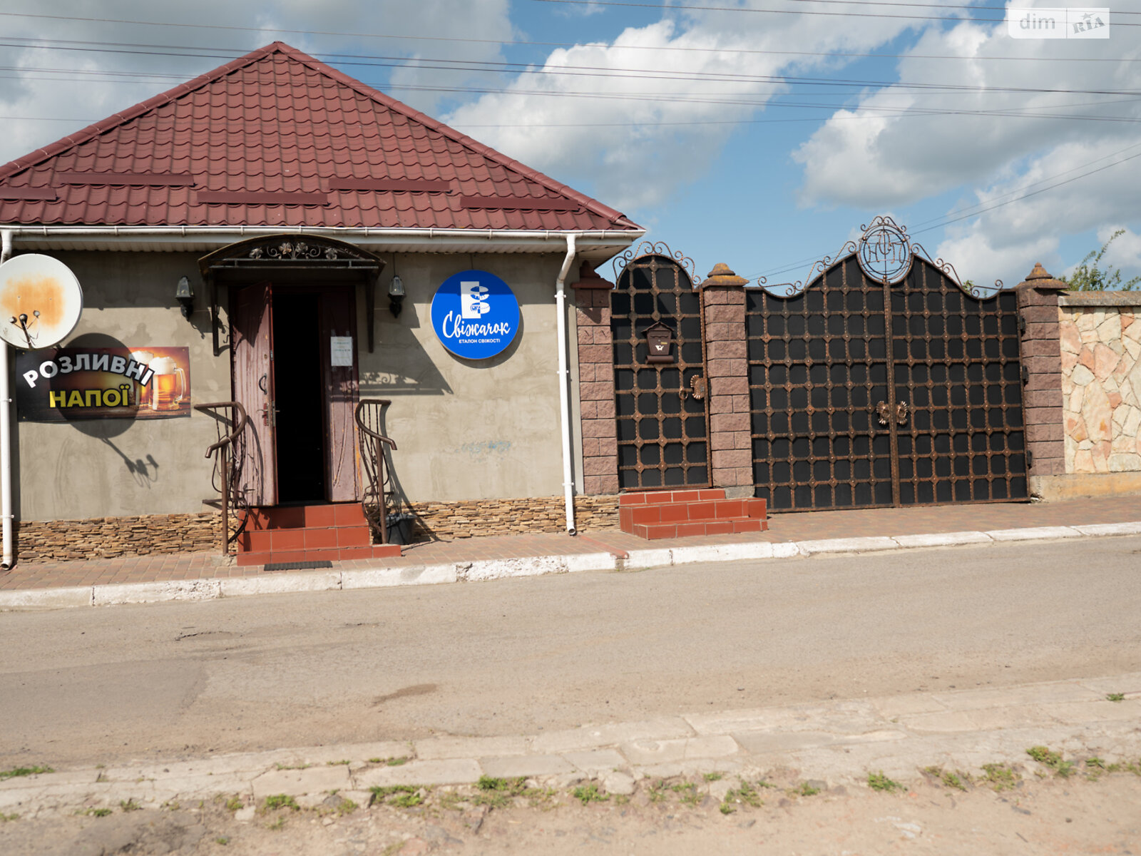 триповерховий будинок з гаражем, 419.8 кв. м, цегла. Продаж у Великій Омеляні фото 1 триповерховий будинок з гаражем, 419.8 кв. м, цегла. Продаж у Великій Омеляні фото 1