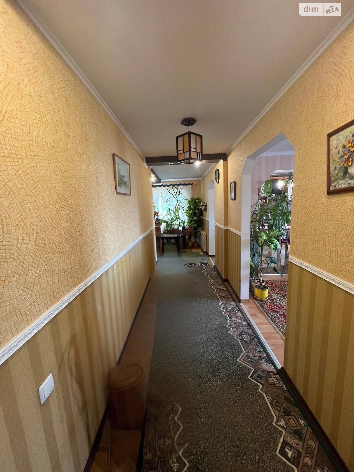 триповерховий будинок з гаражем, 419.8 кв. м, цегла. Продаж у Великій Омеляні фото 1 триповерховий будинок з гаражем, 419.8 кв. м, цегла. Продаж у Великій Омеляні фото 1