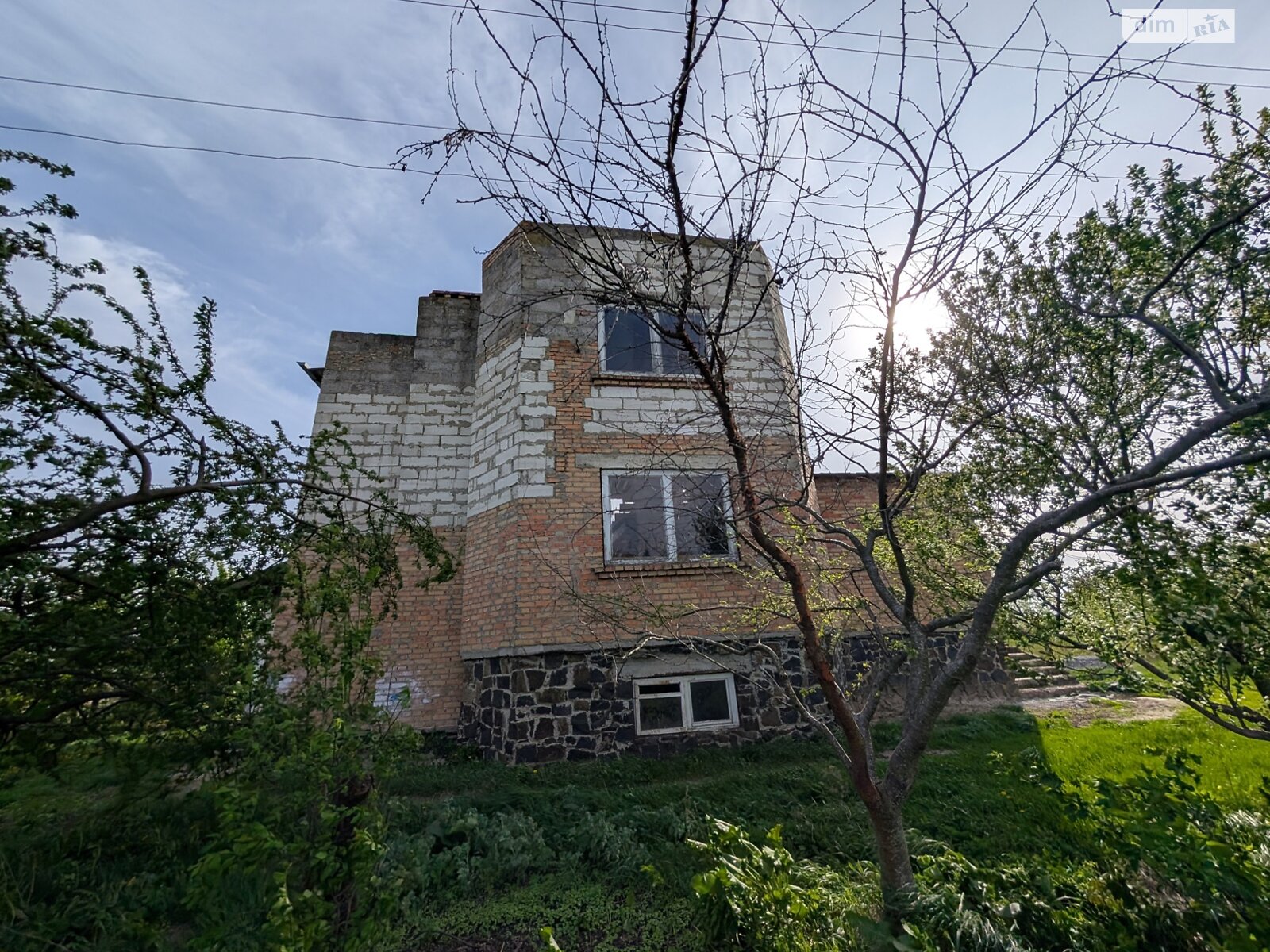 двухэтажный дом с гаражом, 226.5 кв. м, кирпич. Продажа в Великой Омеляне фото 1 двухэтажный дом с гаражом, 226.5 кв. м, кирпич. Продажа в Великой Омеляне фото 1