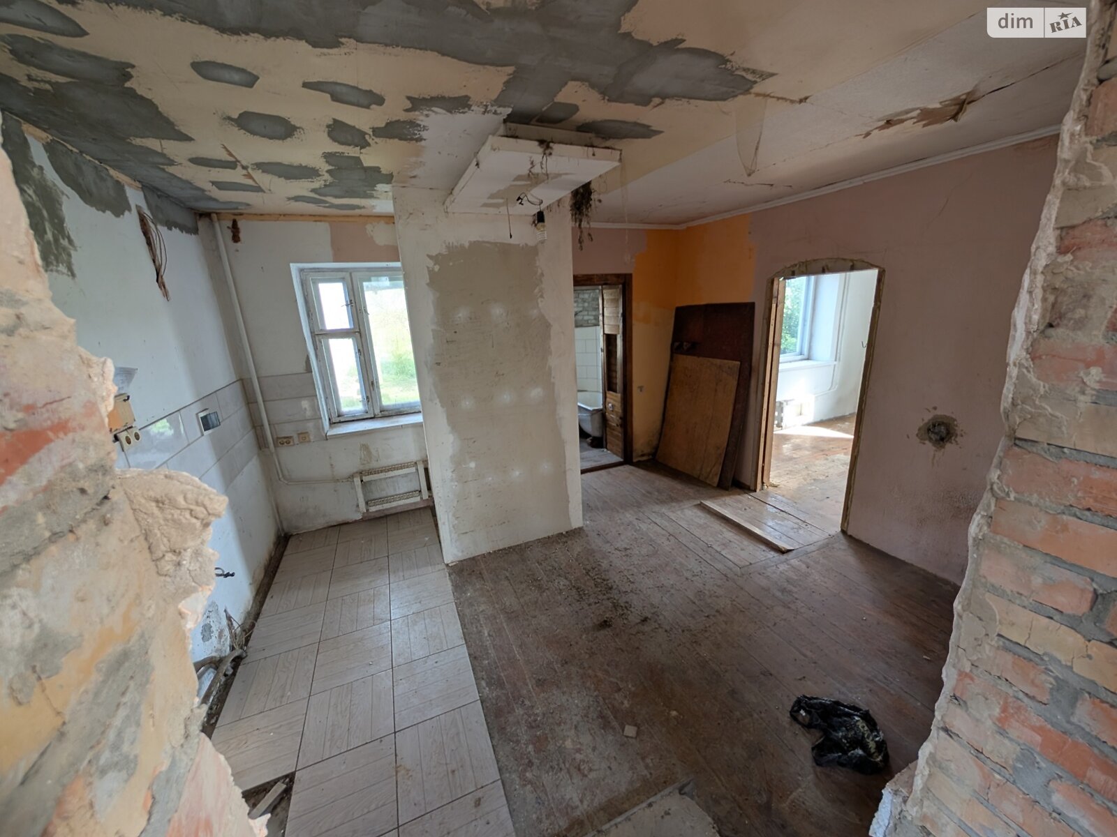 двухэтажный дом с гаражом, 226.5 кв. м, кирпич. Продажа в Великой Омеляне фото 1 двухэтажный дом с гаражом, 226.5 кв. м, кирпич. Продажа в Великой Омеляне фото 1