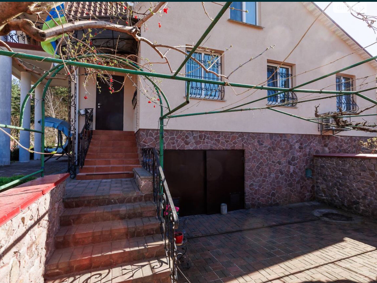 двухэтажный дом с балконом, 174.3 кв. м, кирпич. Продажа в Великой Солтановке фото 1 двухэтажный дом с балконом, 174.3 кв. м, кирпич. Продажа в Великой Солтановке фото 1