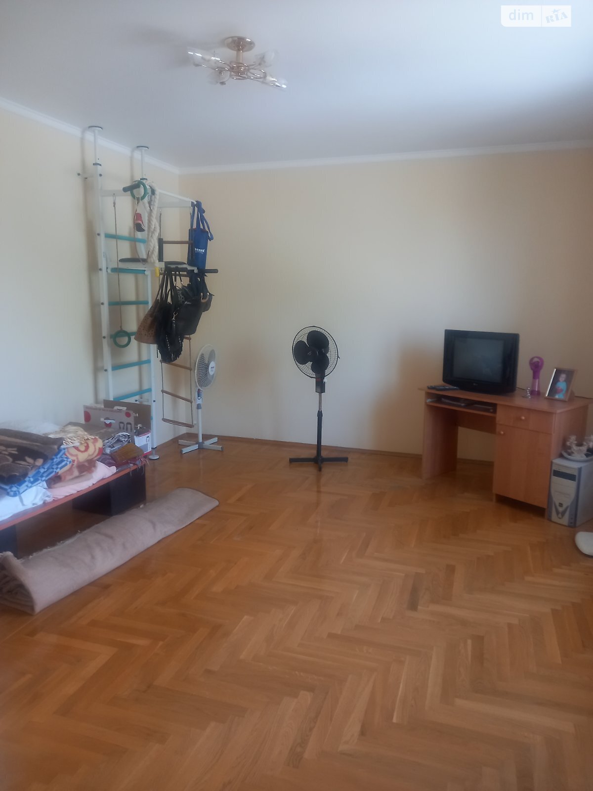 двухэтажный дом с ремонтом, 305 кв. м, кирпич. Продажа в Великих Гаях фото 1