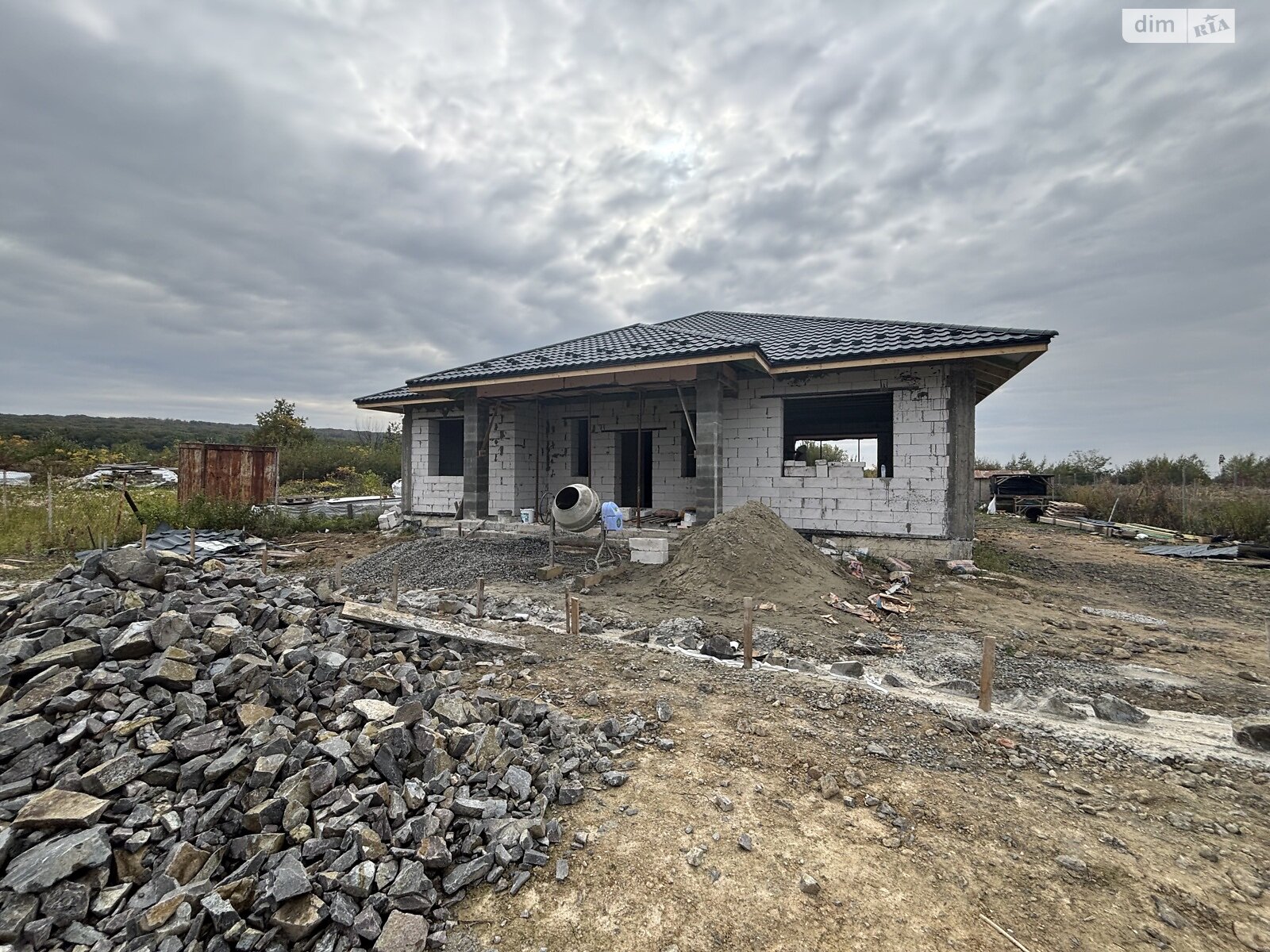 одноэтажный дом, 215 кв. м, газобетон. Продажа в Великих Лазах фото 1 одноэтажный дом, 215 кв. м, газобетон. Продажа в Великих Лазах фото 1