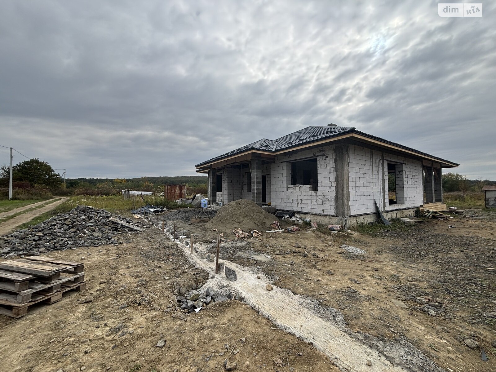 одноэтажный дом, 215 кв. м, газобетон. Продажа в Великих Лазах фото 1 одноэтажный дом, 215 кв. м, газобетон. Продажа в Великих Лазах фото 1