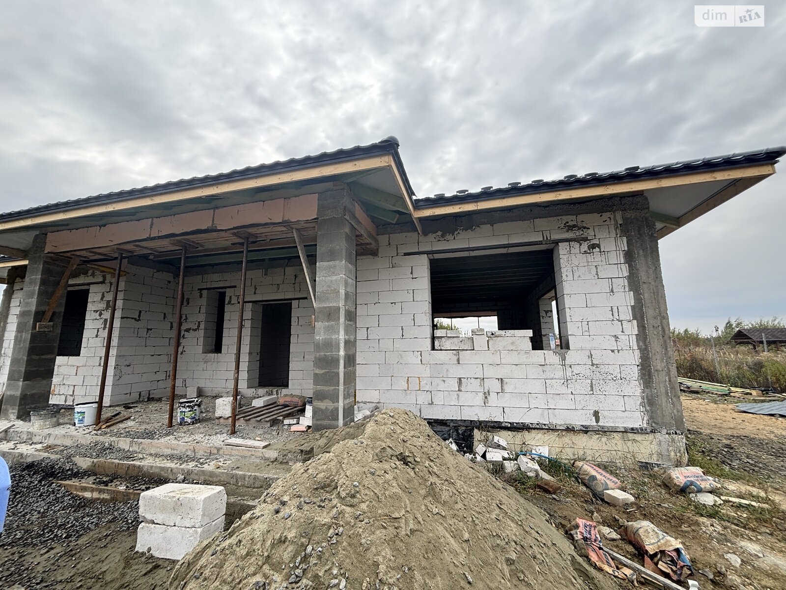 одноэтажный дом, 215 кв. м, газобетон. Продажа в Великих Лазах фото 1 одноэтажный дом, 215 кв. м, газобетон. Продажа в Великих Лазах фото 1