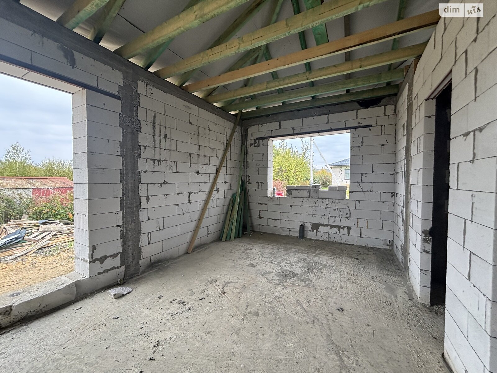 одноэтажный дом, 215 кв. м, газобетон. Продажа в Великих Лазах фото 1 одноэтажный дом, 215 кв. м, газобетон. Продажа в Великих Лазах фото 1