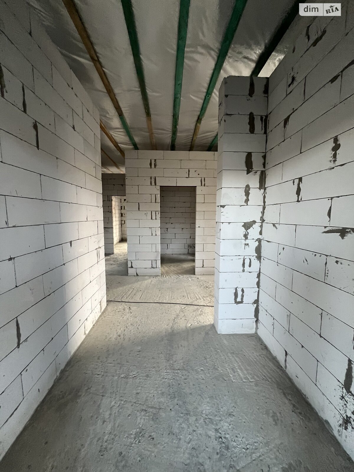 одноэтажный дом с отоплением, 210 кв. м, газобетон. Продажа в Великих Лазах фото 1