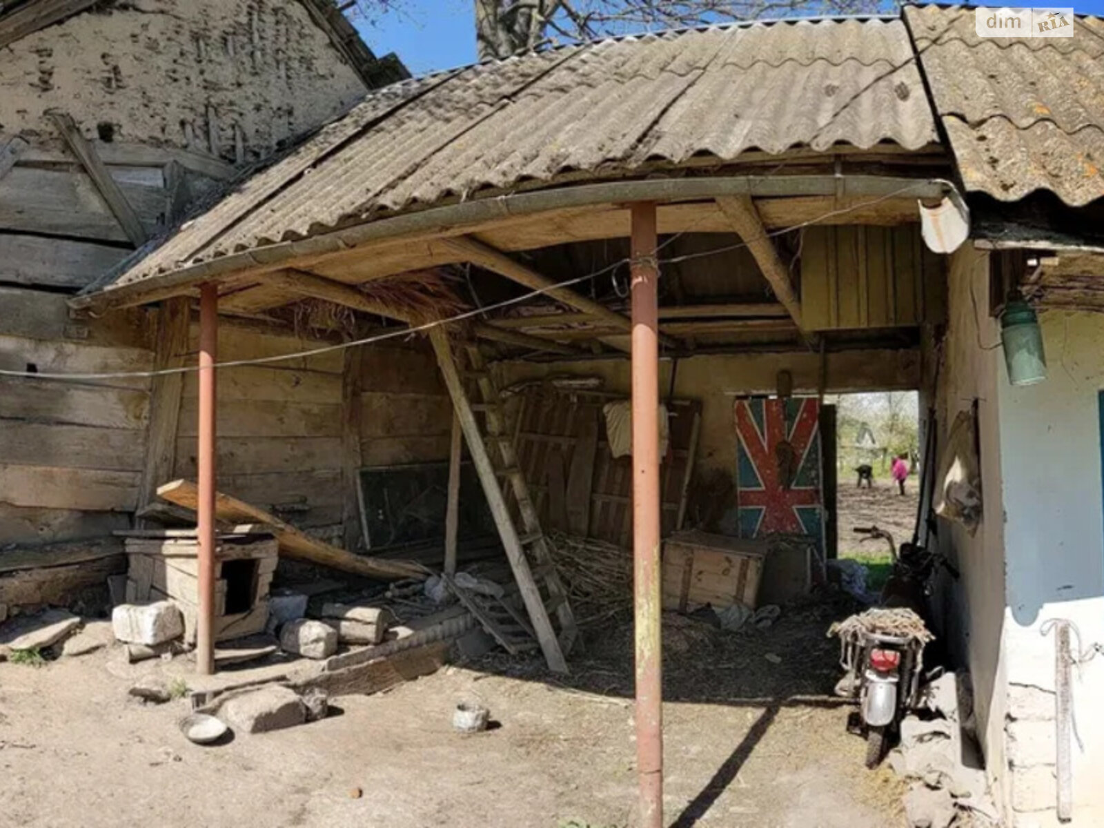 одноэтажный дом с гаражом, 92 кв. м, кирпич. Продажа в Великих Викнинах фото 1 одноэтажный дом с гаражом, 92 кв. м, кирпич. Продажа в Великих Викнинах фото 1
