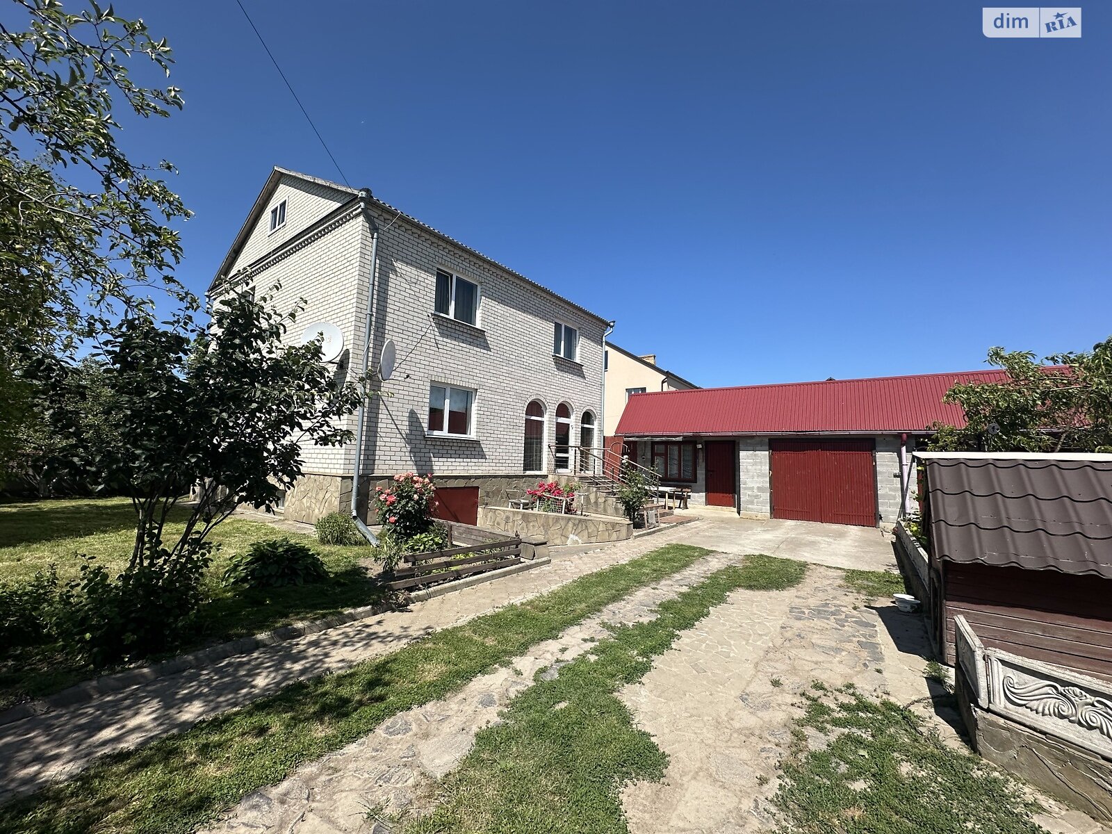 двухэтажный дом с балконом, 230 кв. м, кирпич. Продажа в Великом Алексине фото 1 двухэтажный дом с балконом, 230 кв. м, кирпич. Продажа в Великом Алексине фото 1