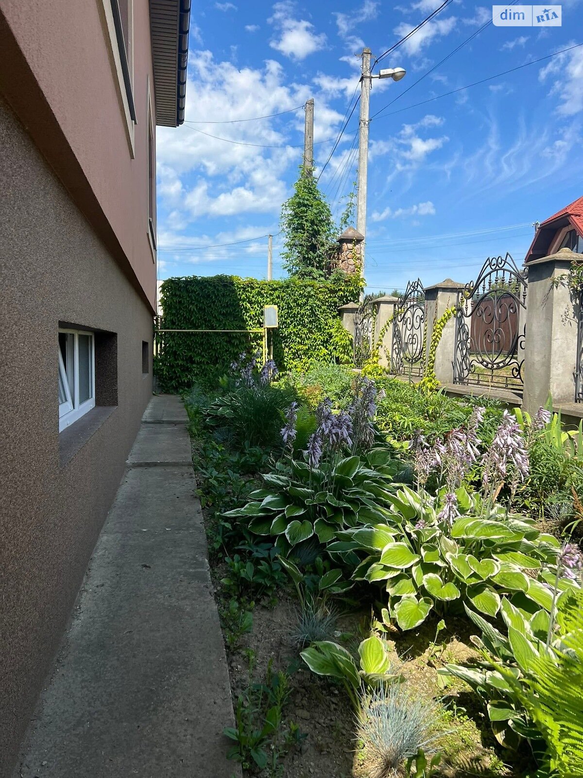 двухэтажный дом с верандой, 208.1 кв. м, кирпич. Продажа в Великом Березном фото 1 двухэтажный дом с верандой, 208.1 кв. м, кирпич. Продажа в Великом Березном фото 1