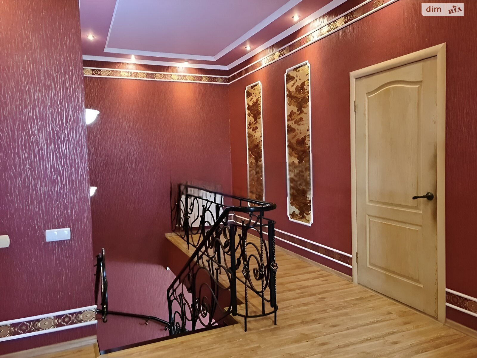 триповерховий будинок з гаражем, 262 кв. м, ракушняк. Продаж у Великому Дальнику фото 1 триповерховий будинок з гаражем, 262 кв. м, ракушняк. Продаж у Великому Дальнику фото 1
