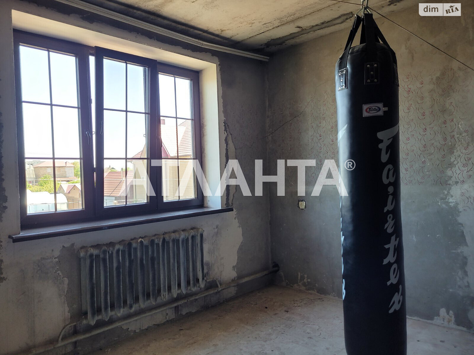 триповерховий будинок бесідка, 320 кв. м, ракушечник (ракушняк). Продаж у Великому Дальнику фото 1 триповерховий будинок бесідка, 320 кв. м, ракушечник (ракушняк). Продаж у Великому Дальнику фото 1