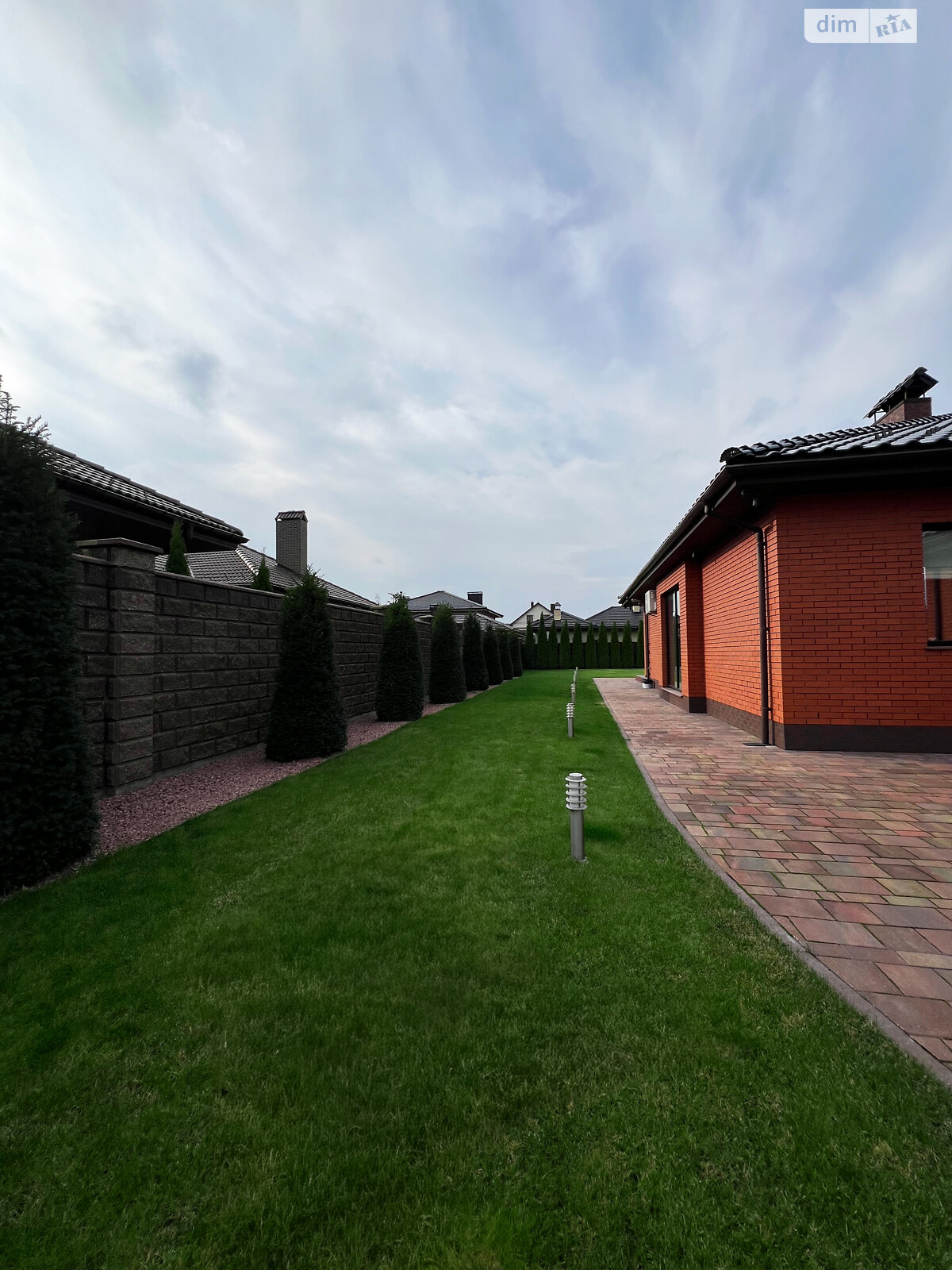 одноповерховий будинок з гаражем, 179.1 кв. м, цегла. Продаж у Великому Житині фото 1