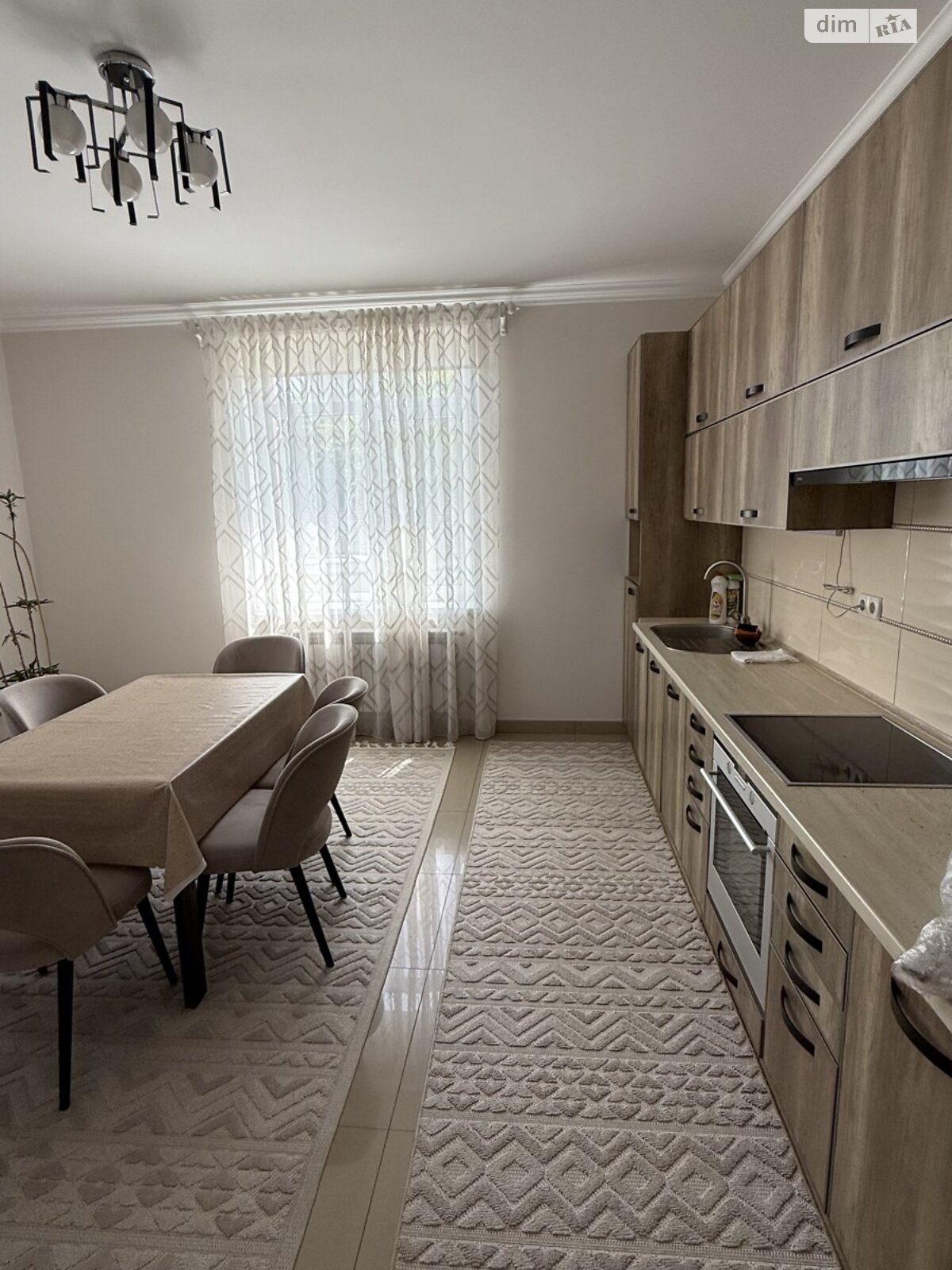 двоповерховий будинок з гаражем, 288 кв. м, цегла. Продаж у Великому Кучурові фото 1 двоповерховий будинок з гаражем, 288 кв. м, цегла. Продаж у Великому Кучурові фото 1
