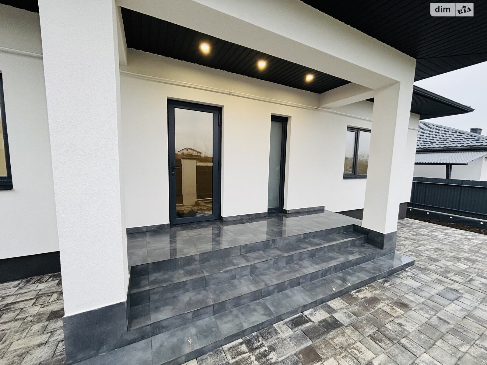 одноэтажный дом, 155 кв. м, кирпич. Продажа в Великом Кучурове фото 1