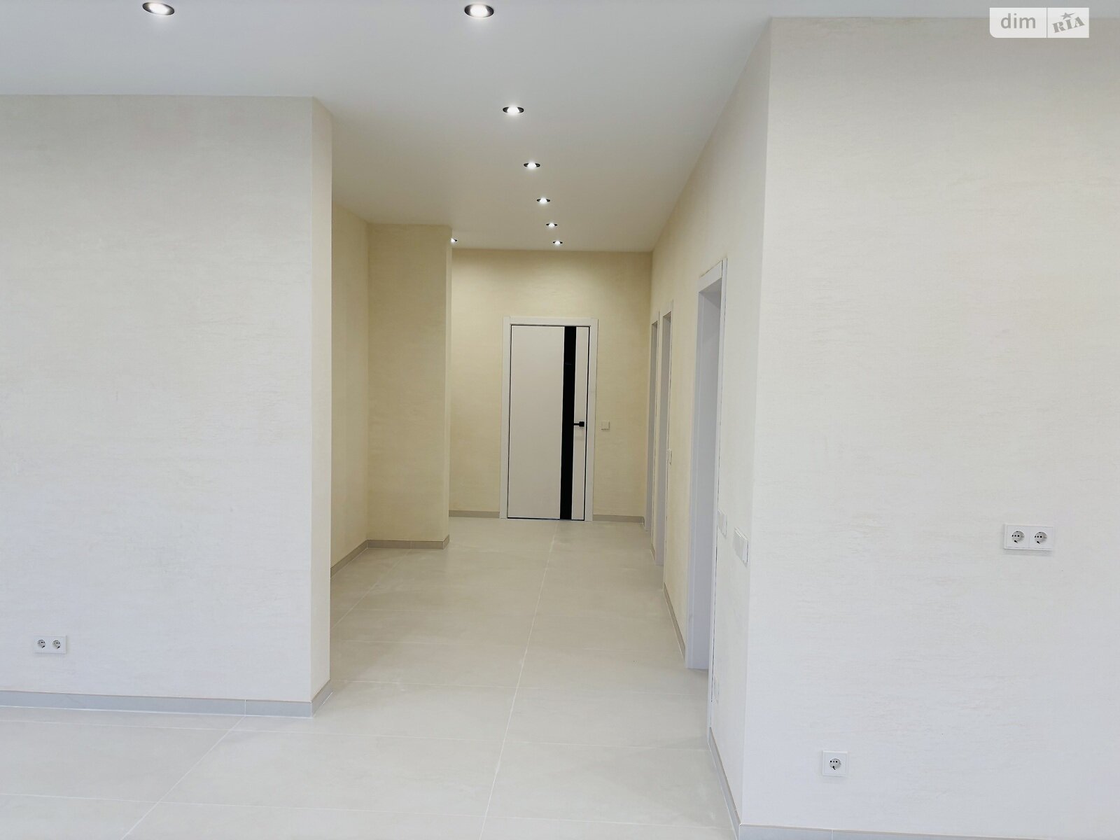 одноэтажный дом, 155 кв. м, кирпич. Продажа в Великом Кучурове фото 1