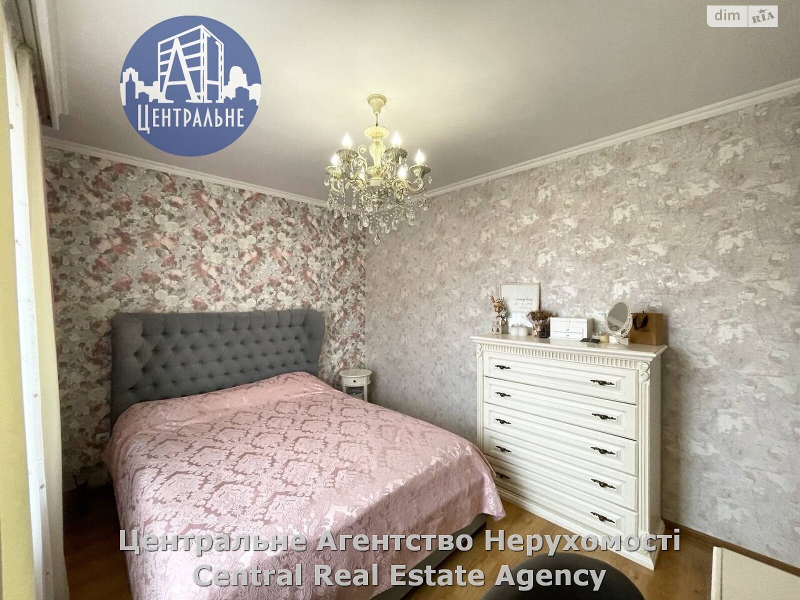 двухэтажный дом с балконом, 212 кв. м, кирпич. Продажа в Великом Кучурове фото 1 двухэтажный дом с балконом, 212 кв. м, кирпич. Продажа в Великом Кучурове фото 1