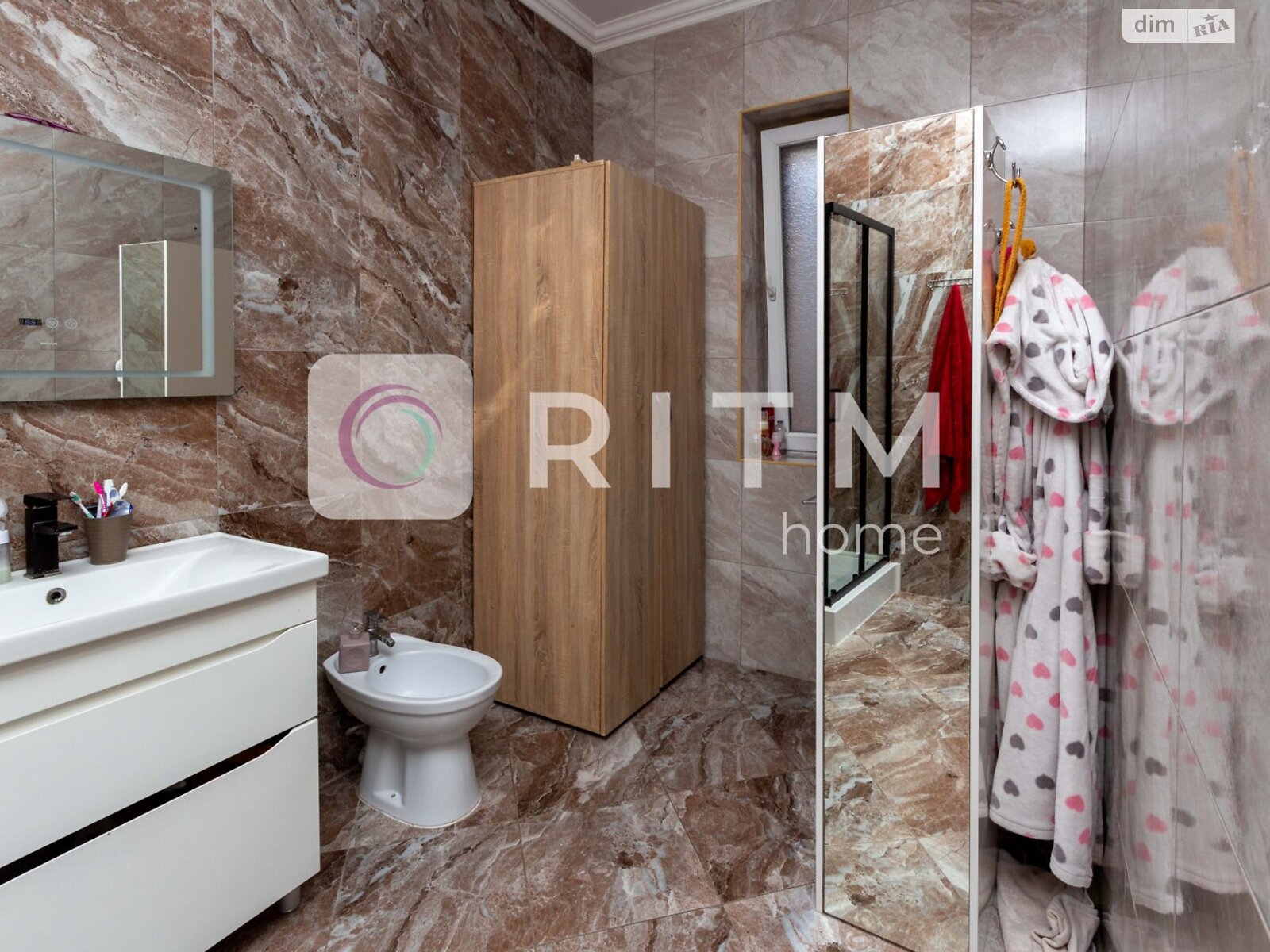 двоповерховий будинок з мансардою, 218 кв. м, цегла. Продаж у Великому Кучурові фото 1 двоповерховий будинок з мансардою, 218 кв. м, цегла. Продаж у Великому Кучурові фото 1