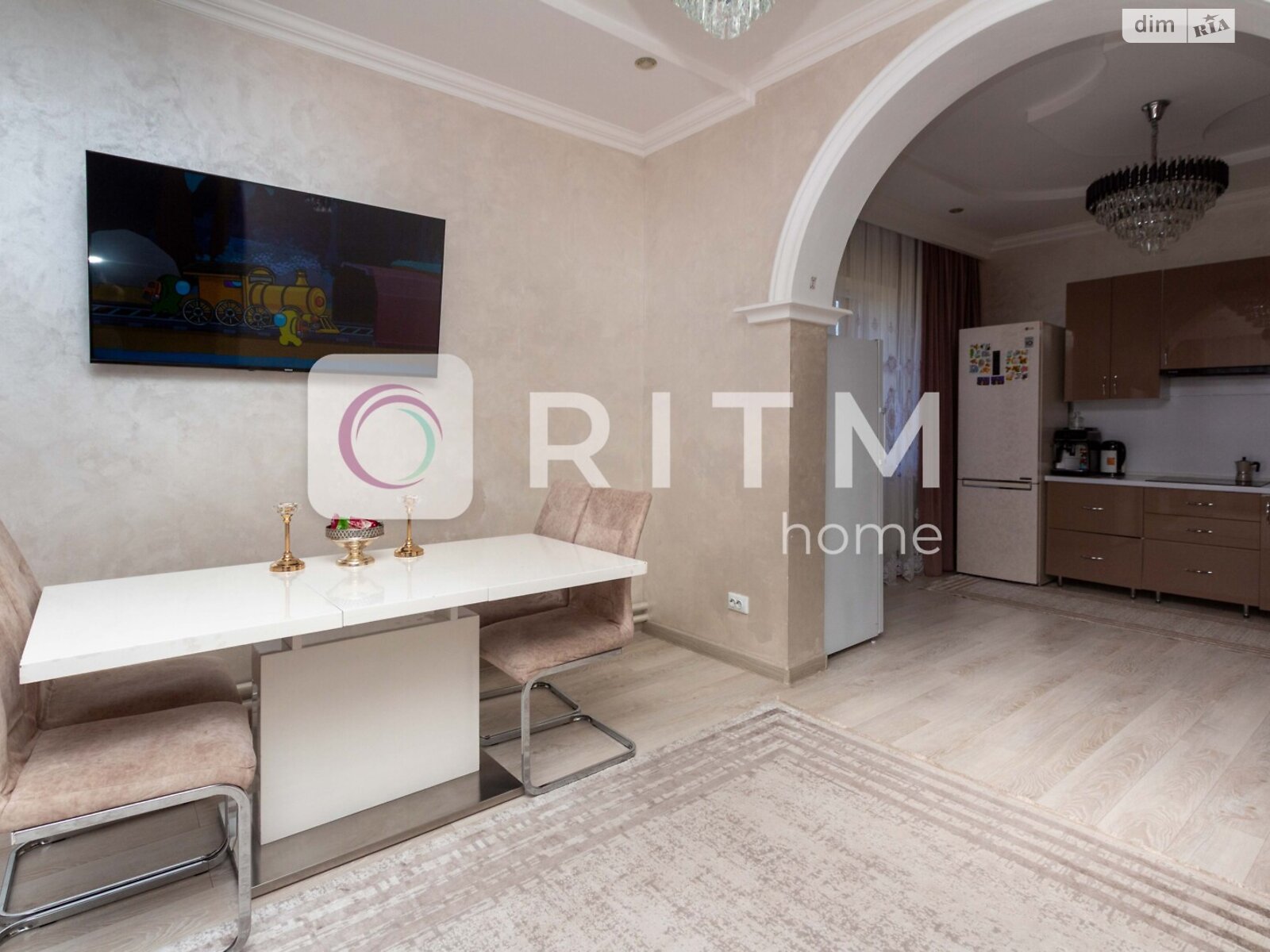 двоповерховий будинок з мансардою, 218 кв. м, цегла. Продаж у Великому Кучурові фото 1 двоповерховий будинок з мансардою, 218 кв. м, цегла. Продаж у Великому Кучурові фото 1