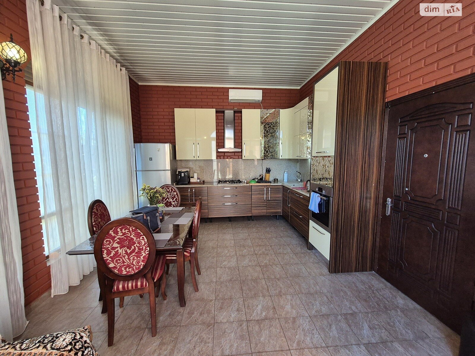 двоповерховий будинок з гаражем, 262.7 кв. м, ракушняк. Продаж у Великодолинському фото 1 двоповерховий будинок з гаражем, 262.7 кв. м, ракушняк. Продаж у Великодолинському фото 1