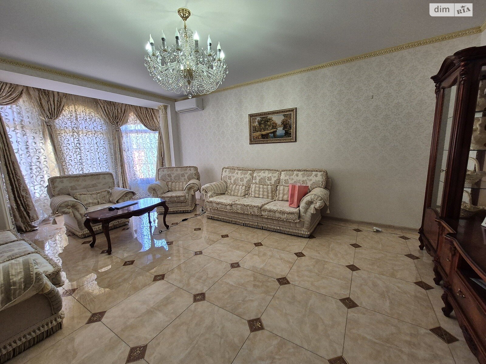 двоповерховий будинок з гаражем, 262.7 кв. м, ракушняк. Продаж у Великодолинському фото 1 двоповерховий будинок з гаражем, 262.7 кв. м, ракушняк. Продаж у Великодолинському фото 1