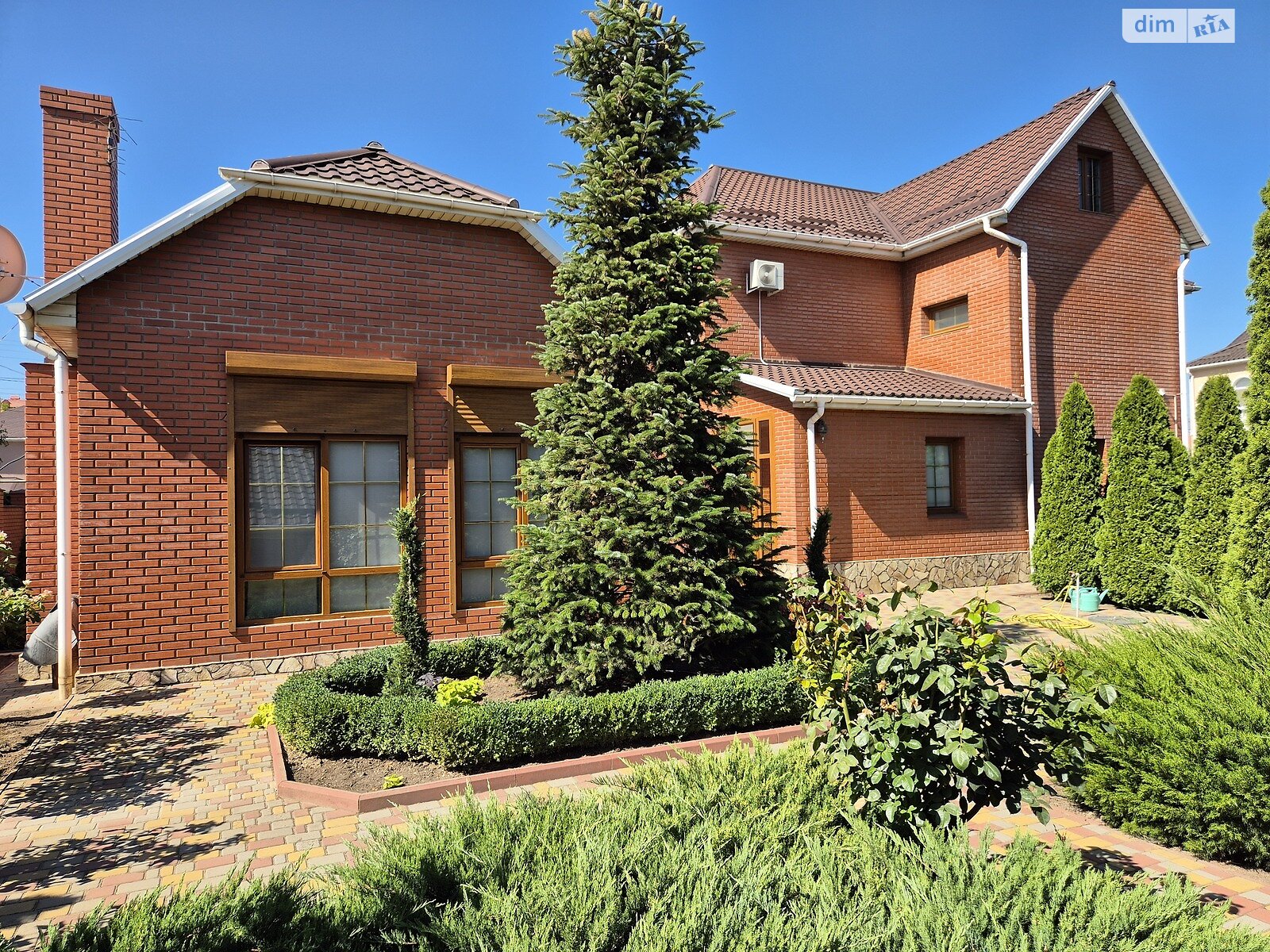 двоповерховий будинок з гаражем, 262.7 кв. м, ракушняк. Продаж у Великодолинському фото 1 двоповерховий будинок з гаражем, 262.7 кв. м, ракушняк. Продаж у Великодолинському фото 1