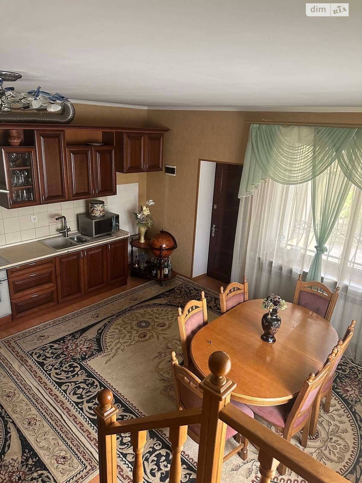 двоповерховий будинок з меблями, 242.8 кв. м, ракушняк. Продаж у Великодолинському фото 1 двоповерховий будинок з меблями, 242.8 кв. м, ракушняк. Продаж у Великодолинському фото 1