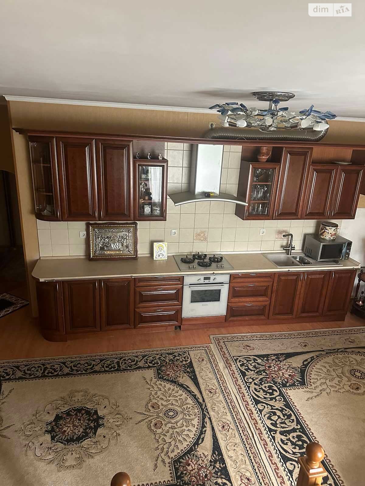 двоповерховий будинок з меблями, 242.8 кв. м, ракушняк. Продаж у Великодолинському фото 1 двоповерховий будинок з меблями, 242.8 кв. м, ракушняк. Продаж у Великодолинському фото 1