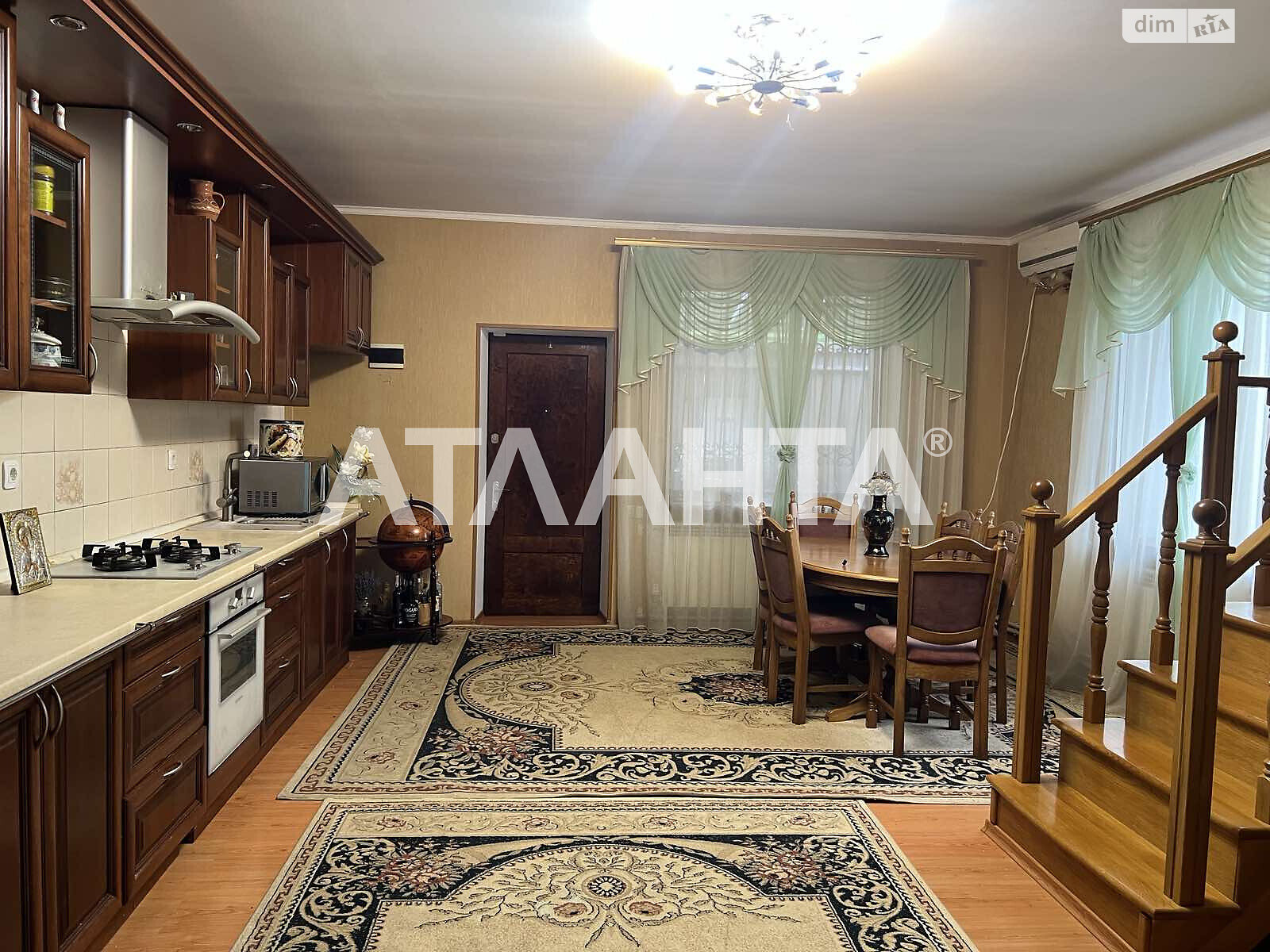 двоповерховий будинок бесідка, 242.8 кв. м, ракушечник (ракушняк). Продаж у Великодолинському фото 1 двоповерховий будинок бесідка, 242.8 кв. м, ракушечник (ракушняк). Продаж у Великодолинському фото 1