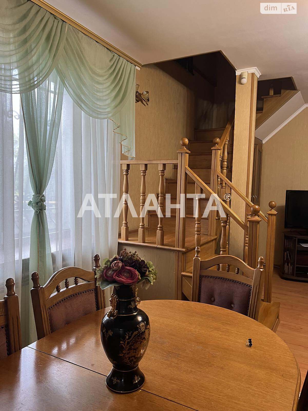 двоповерховий будинок бесідка, 242.8 кв. м, ракушечник (ракушняк). Продаж у Великодолинському фото 1 двоповерховий будинок бесідка, 242.8 кв. м, ракушечник (ракушняк). Продаж у Великодолинському фото 1