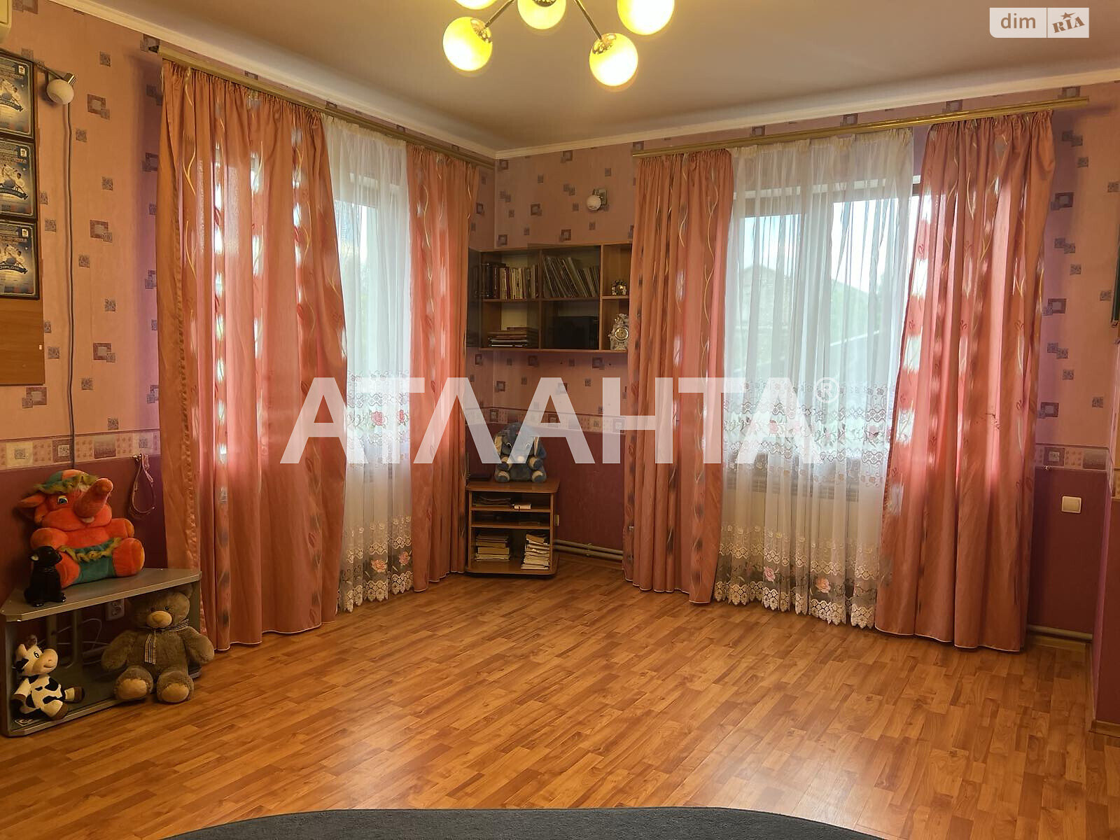 двоповерховий будинок бесідка, 242.8 кв. м, ракушечник (ракушняк). Продаж у Великодолинському фото 1 двоповерховий будинок бесідка, 242.8 кв. м, ракушечник (ракушняк). Продаж у Великодолинському фото 1
