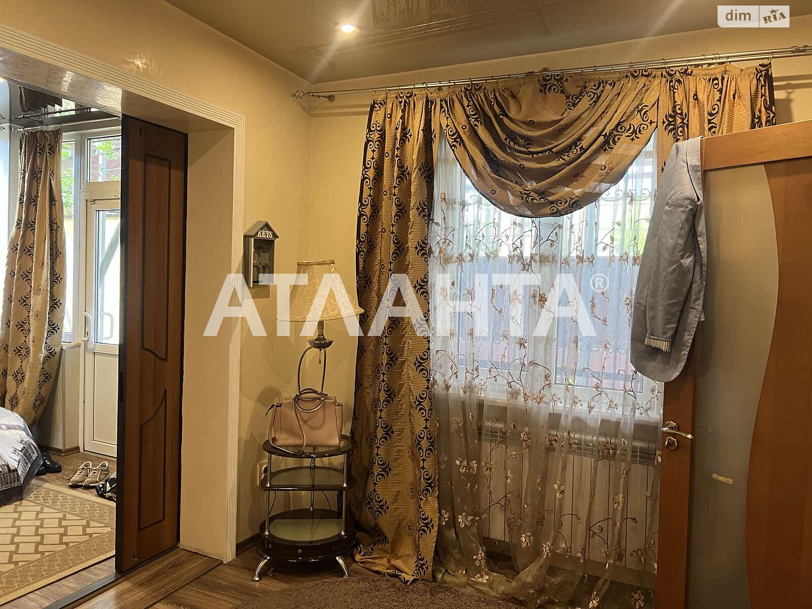 двоповерховий будинок бесідка, 242.8 кв. м, ракушечник (ракушняк). Продаж у Великодолинському фото 1 двоповерховий будинок бесідка, 242.8 кв. м, ракушечник (ракушняк). Продаж у Великодолинському фото 1