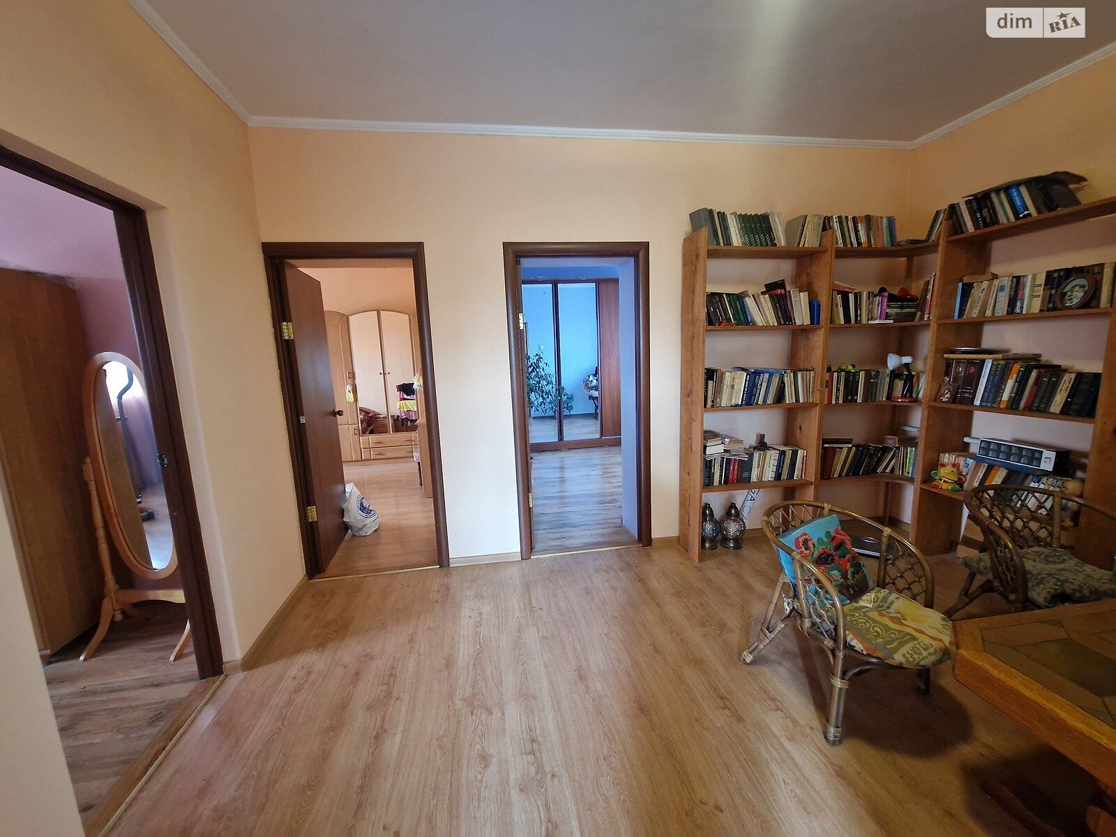 двоповерховий будинок з гаражем, 179.2 кв. м, цегла. Продаж у Великодолинському фото 1