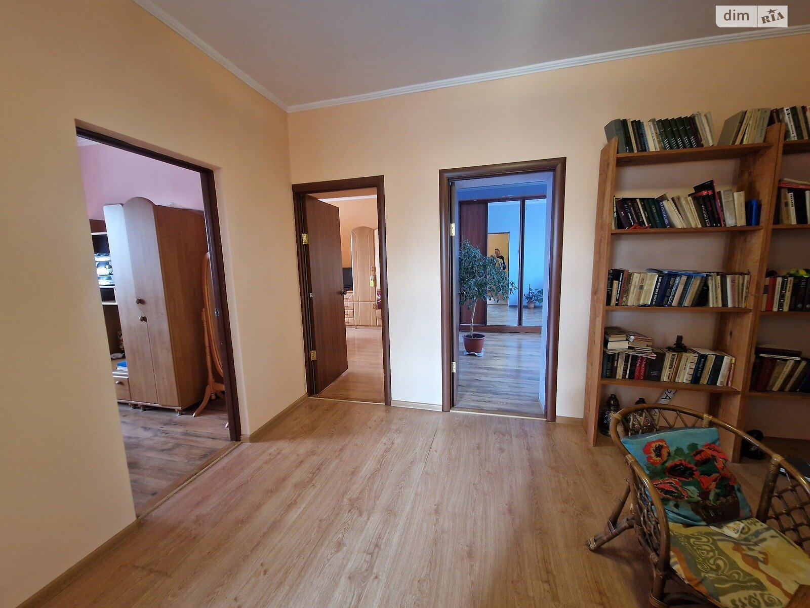 двоповерховий будинок з гаражем, 179.2 кв. м, цегла. Продаж у Великодолинському фото 1