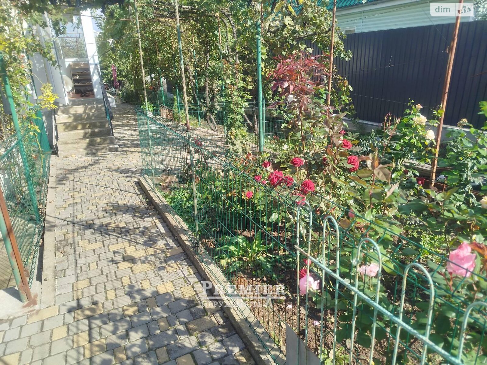 двоповерховий будинок з балконом, 252 кв. м, цегла. Продаж у Великодолинському фото 1 двоповерховий будинок з балконом, 252 кв. м, цегла. Продаж у Великодолинському фото 1