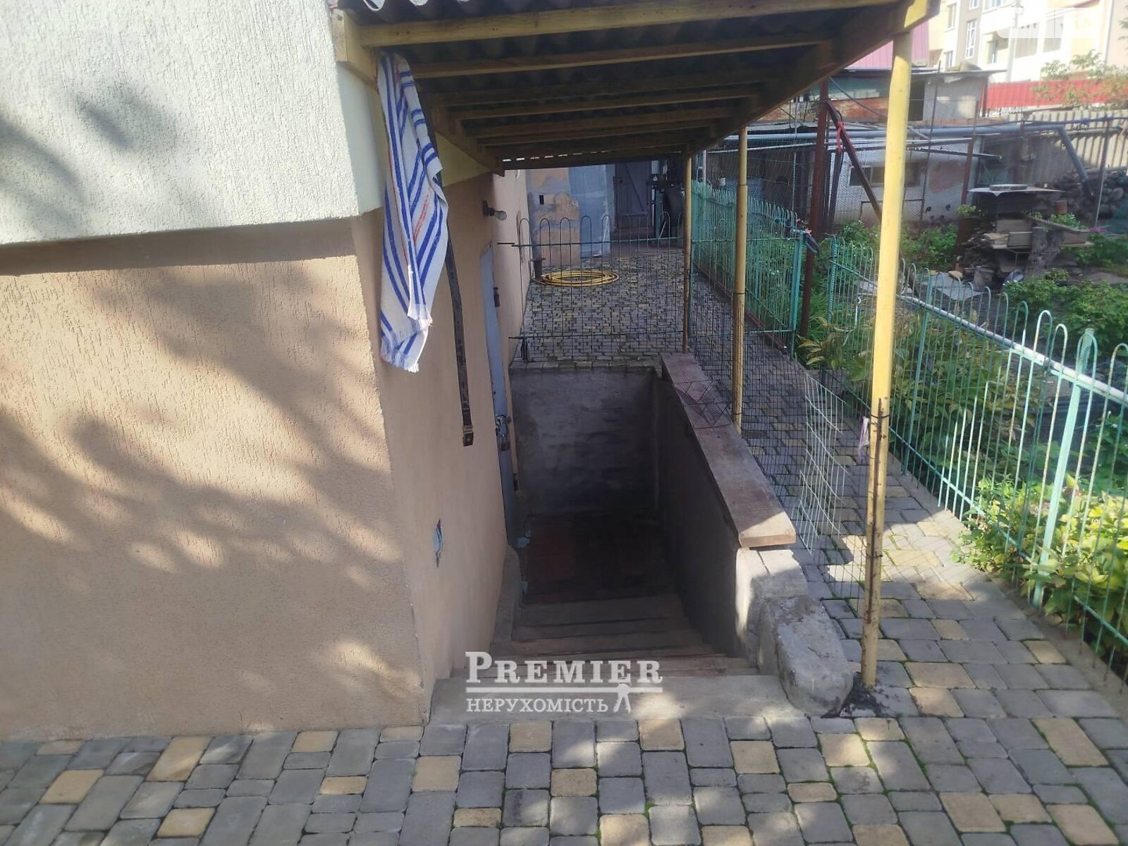 двоповерховий будинок з балконом, 252 кв. м, цегла. Продаж у Великодолинському фото 1 двоповерховий будинок з балконом, 252 кв. м, цегла. Продаж у Великодолинському фото 1