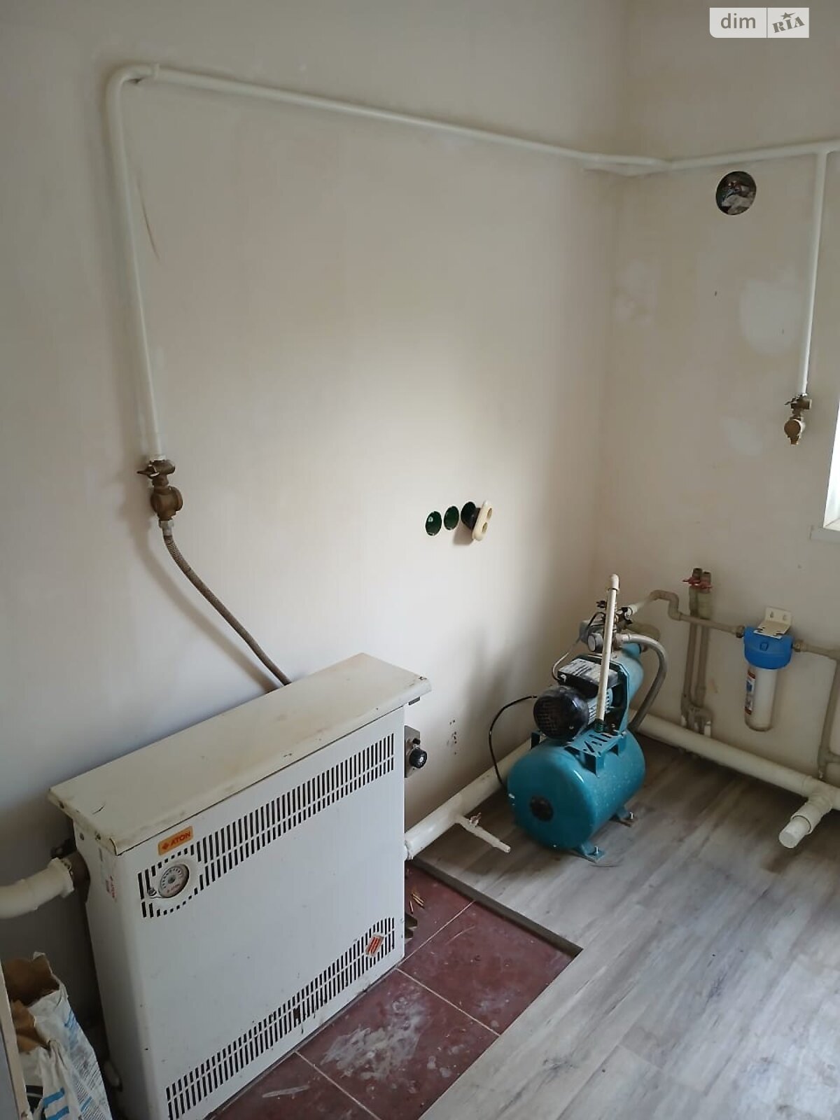 одноповерховий будинок з гаражем, 94 кв. м, цегла. Продаж у Велике Озеро фото 1