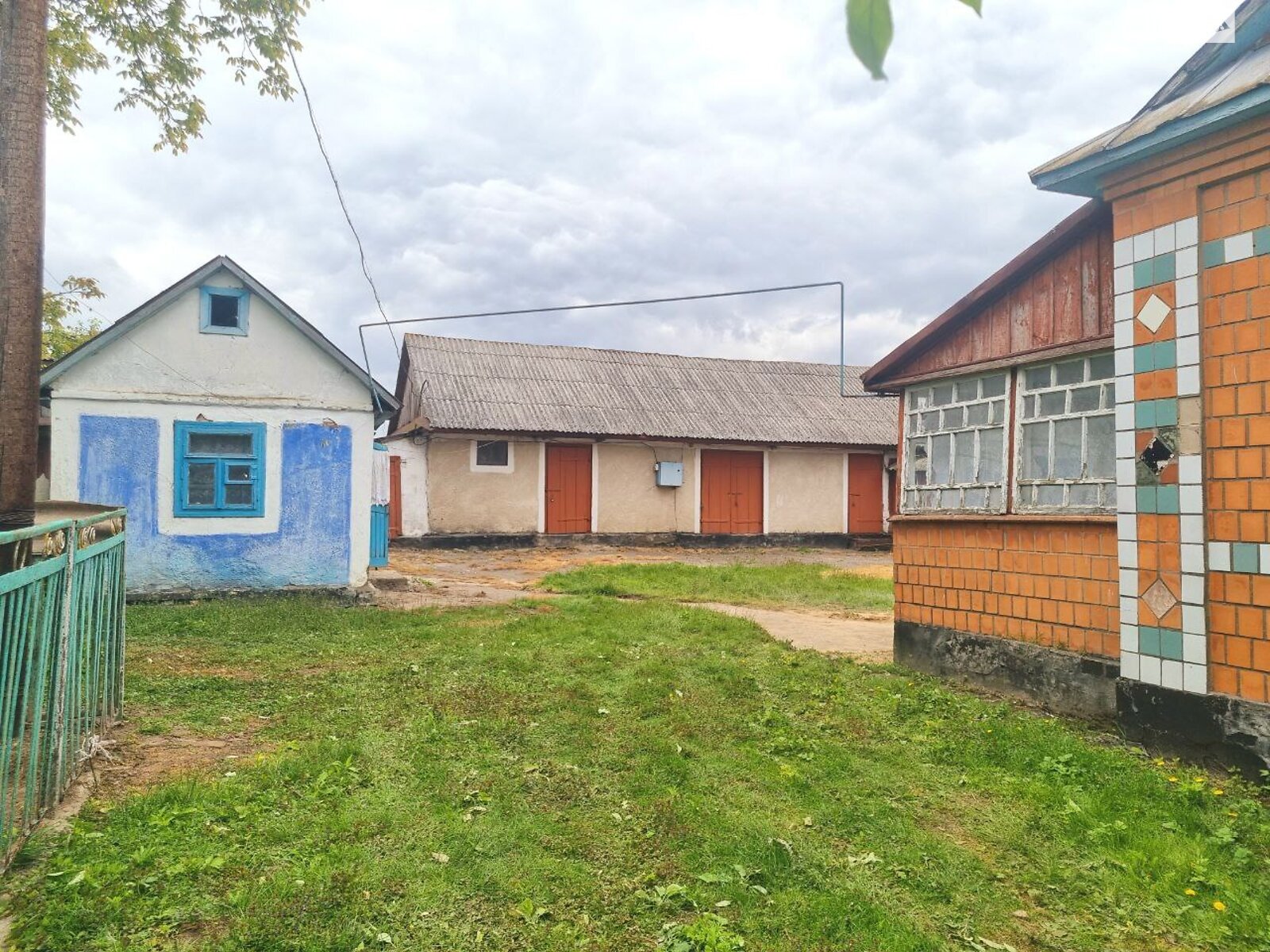 одноповерховий будинок з гаражем, 100 кв. м, шлакоблок. Продаж у Вербені фото 1 одноповерховий будинок з гаражем, 100 кв. м, шлакоблок. Продаж у Вербені фото 1