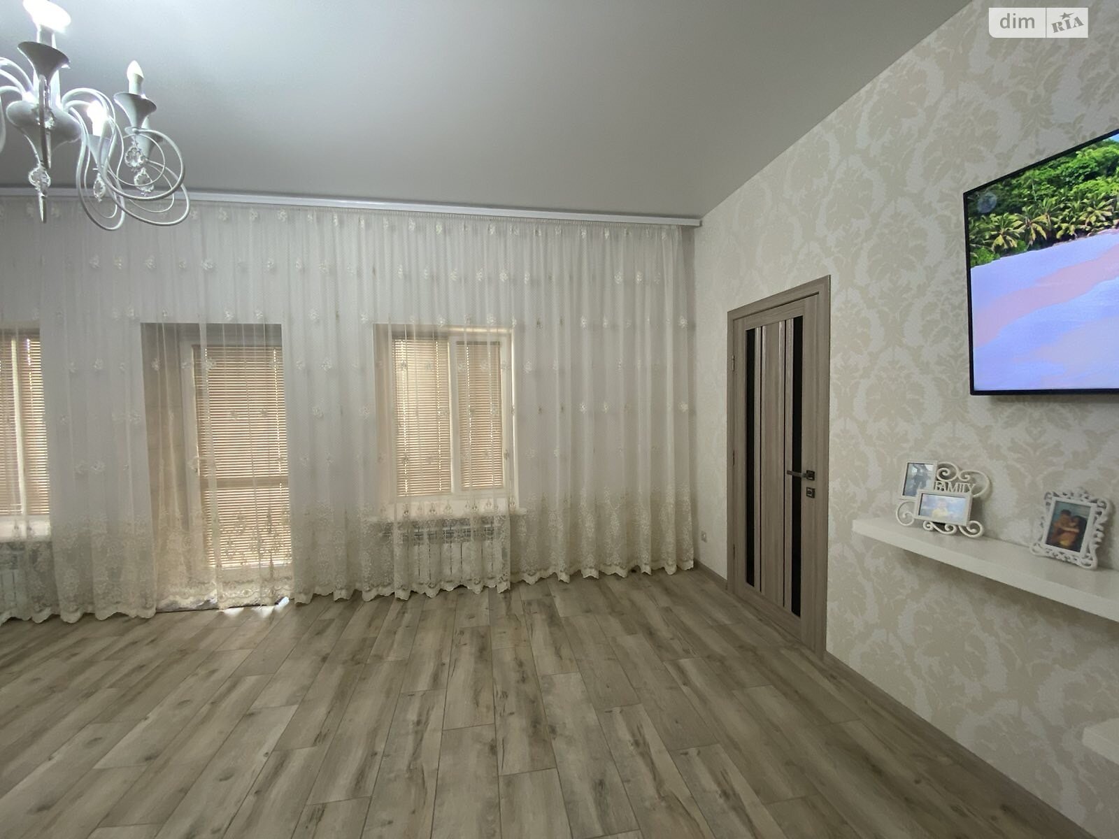 одноэтажный дом с отоплением, 126.5 кв. м, кирпич. Продажа в Весняном фото 1