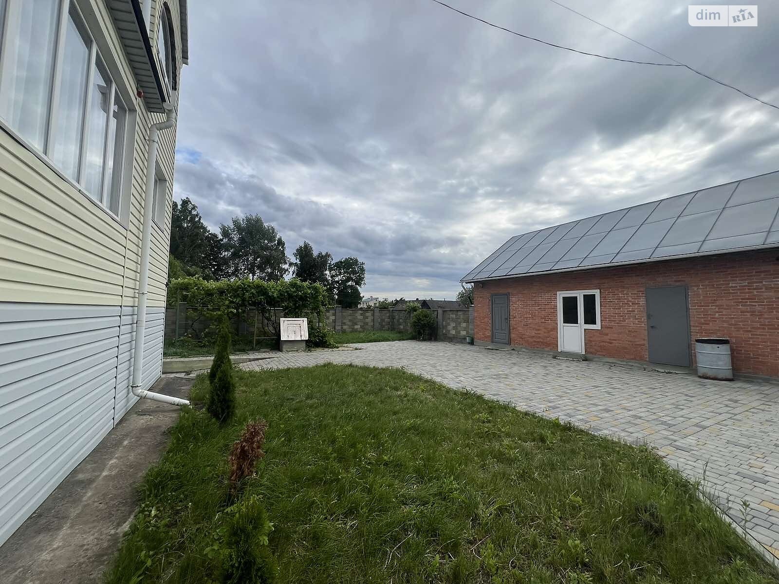 двухэтажный дом с гаражом, 162 кв. м, пеноблок. Продажа в Вильбивном фото 1