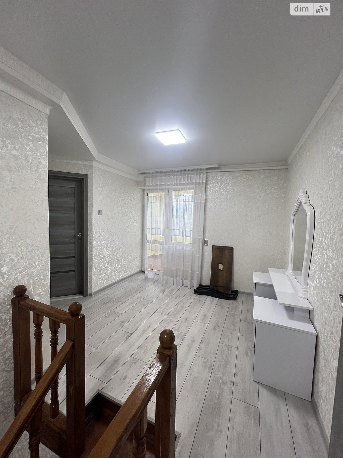 двухэтажный дом с гаражом, 162 кв. м, пеноблок. Продажа в Вильбивном фото 1