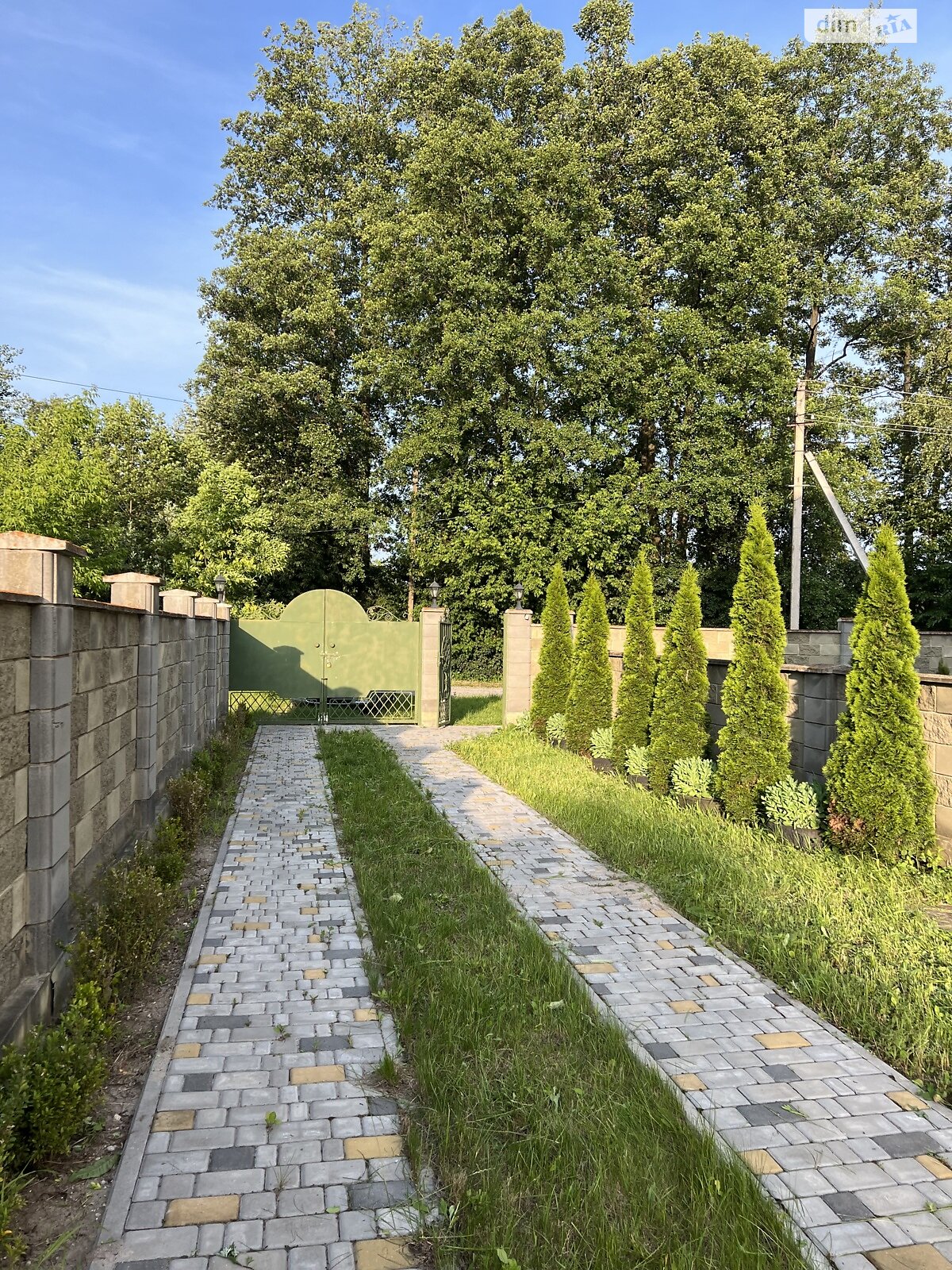 двухэтажный дом с гаражом, 162 кв. м, пеноблок. Продажа в Вильбивном фото 1