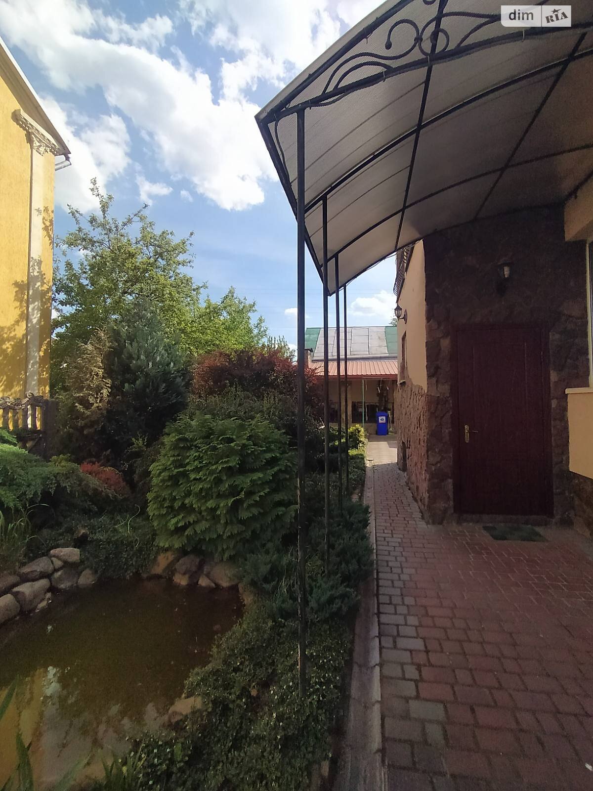 двухэтажный дом с балконом, 232 кв. м, кирпич. Продажа в Винниках фото 1 двухэтажный дом с балконом, 232 кв. м, кирпич. Продажа в Винниках фото 1