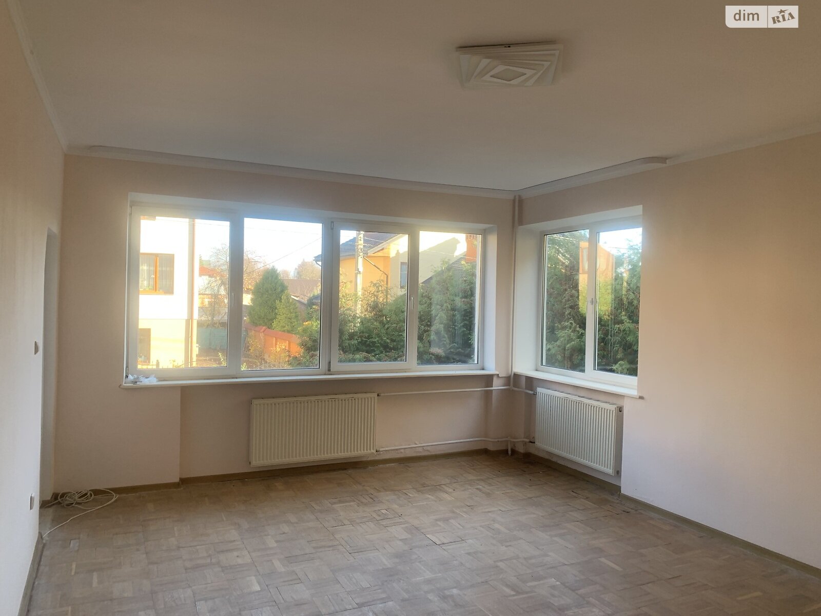 двоповерховий будинок з гаражем, 300 кв. м, кирпич. Продаж в Винниках, район Личаківський фото 1