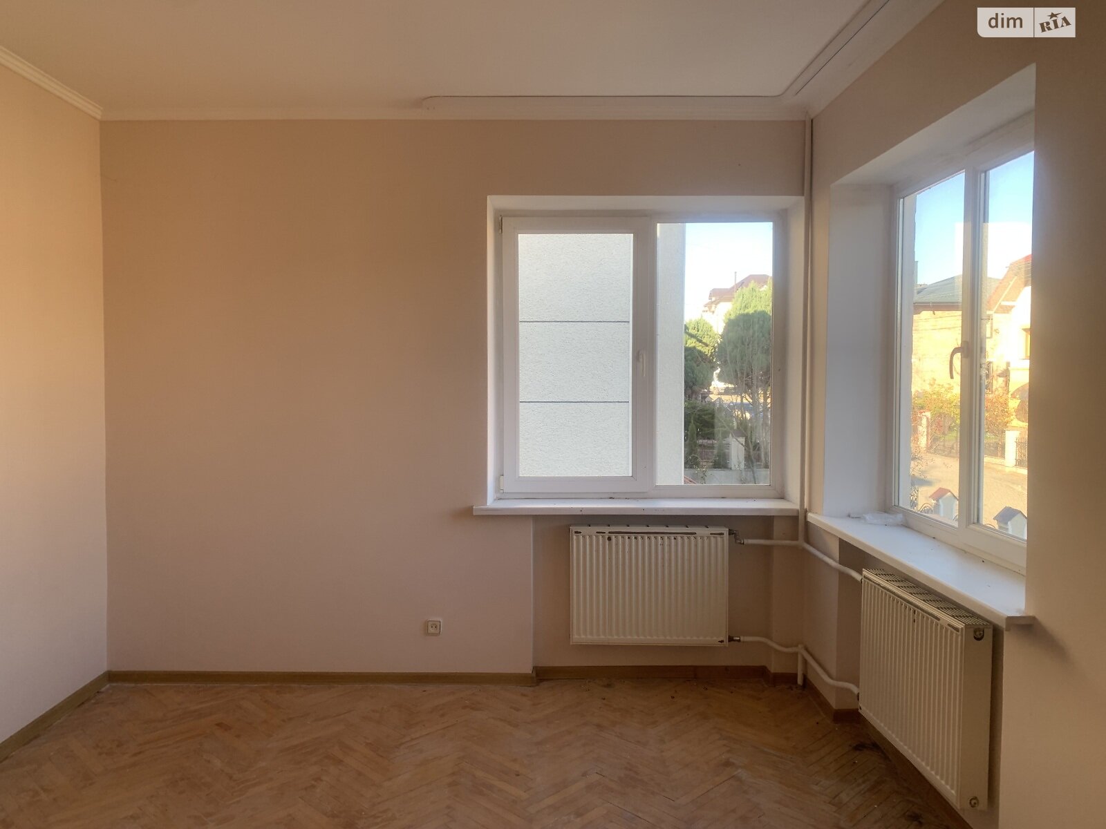 двоповерховий будинок з гаражем, 300 кв. м, кирпич. Продаж в Винниках, район Личаківський фото 1