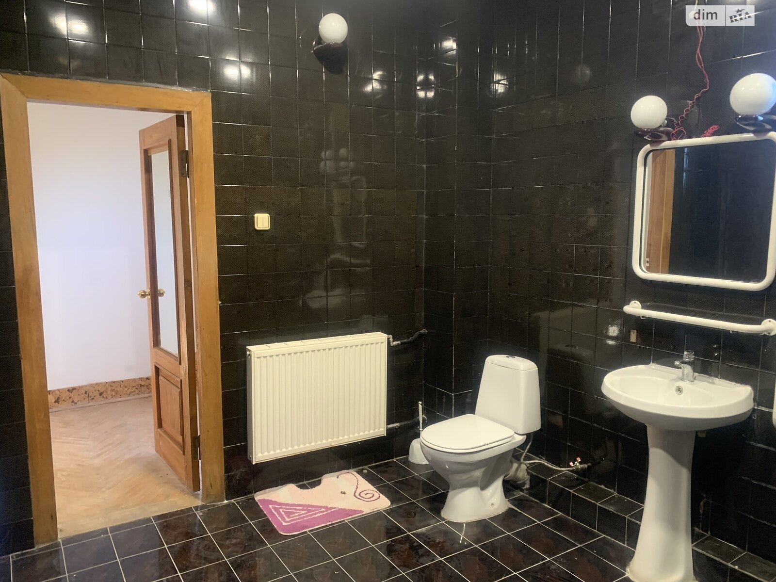 двоповерховий будинок з гаражем, 300 кв. м, кирпич. Продаж в Винниках, район Личаківський фото 1