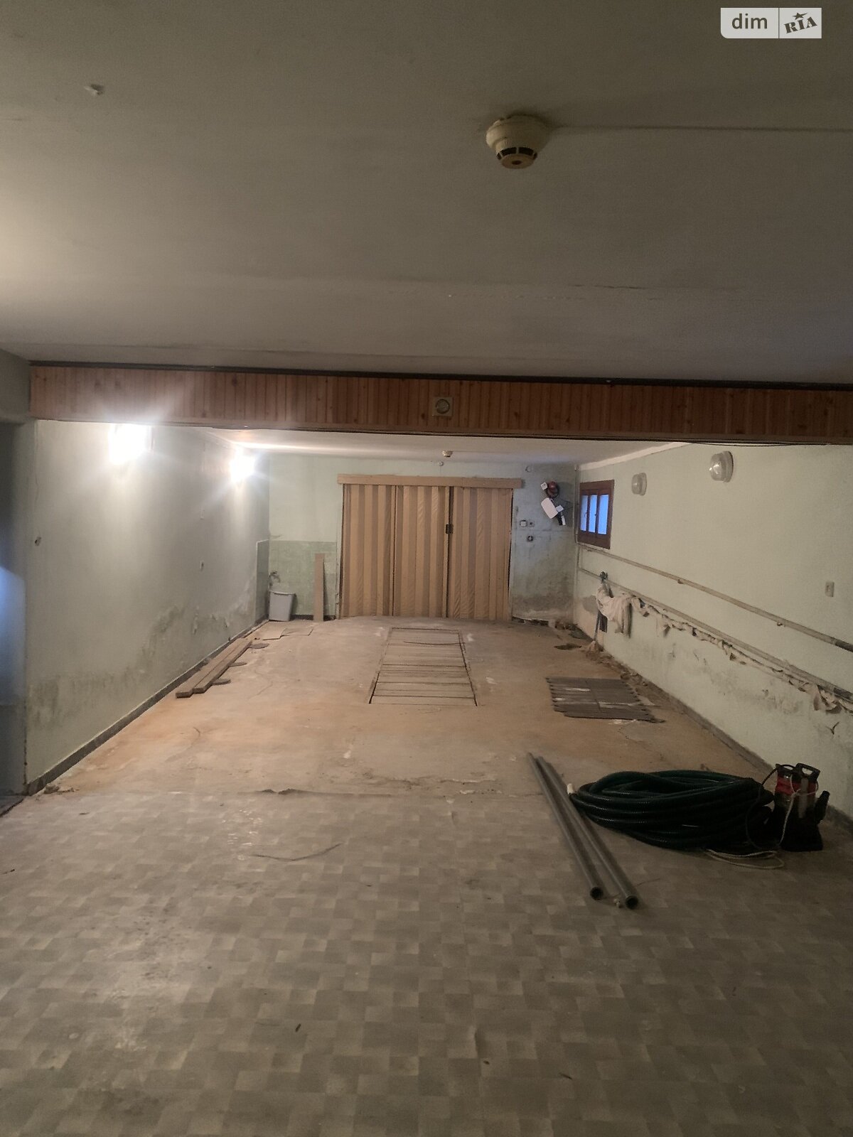 двоповерховий будинок з гаражем, 300 кв. м, кирпич. Продаж в Винниках, район Личаківський фото 1