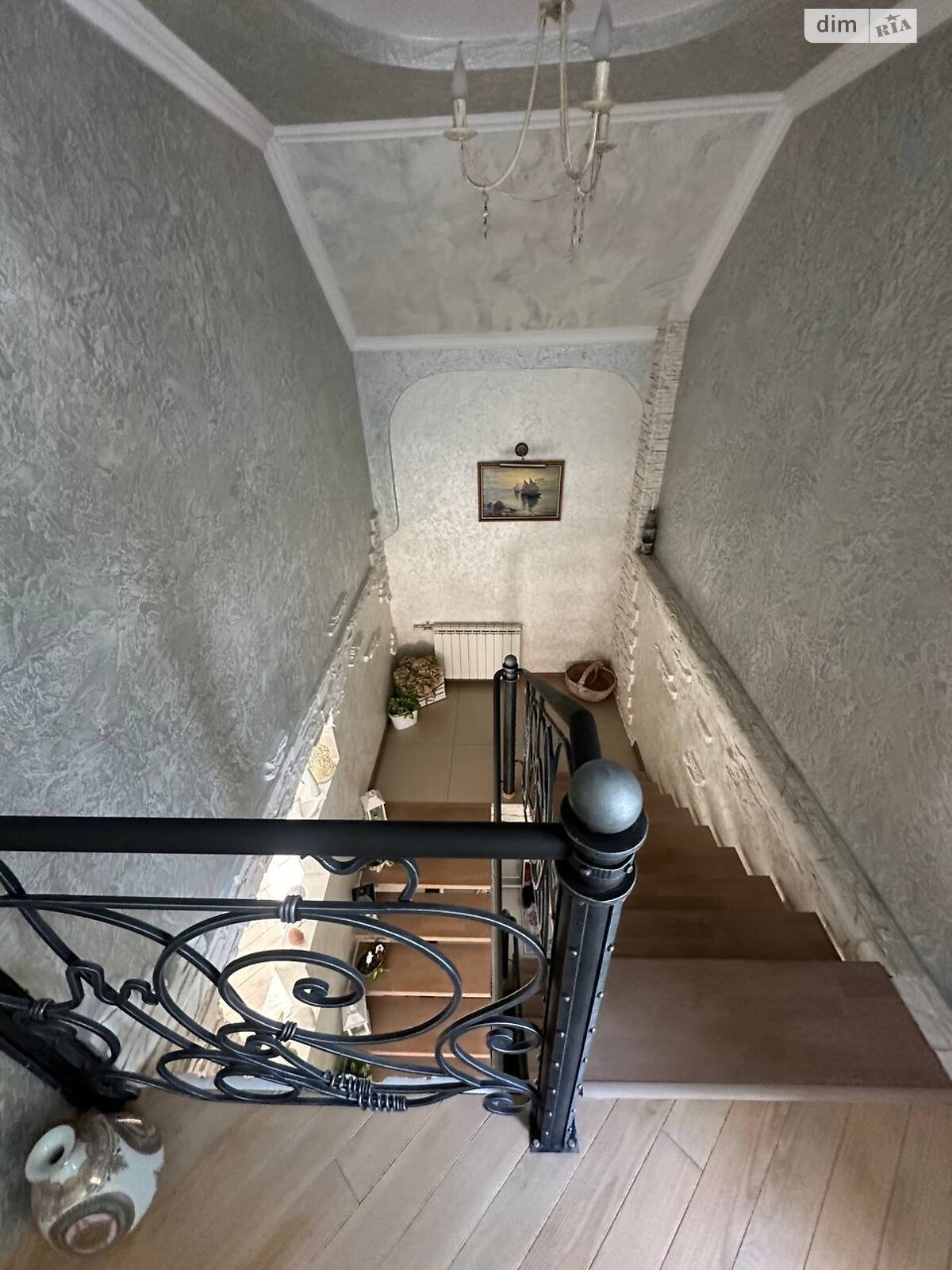 двухэтажный дом с балконом, 263 кв. м, кирпич. Продажа в Винниках район Лычаковский фото 1 двухэтажный дом с балконом, 263 кв. м, кирпич. Продажа в Винниках район Лычаковский фото 1