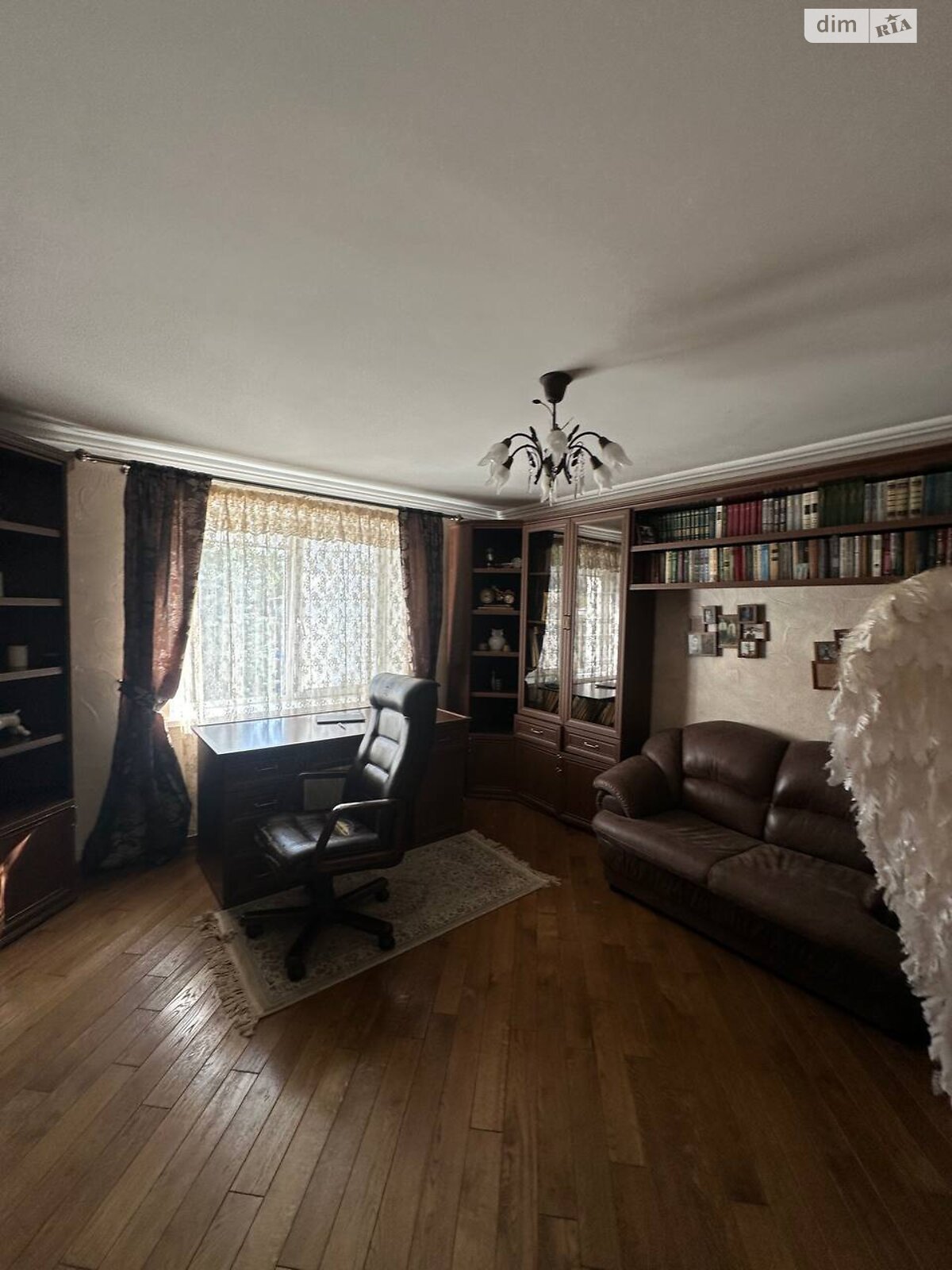 двухэтажный дом с балконом, 263 кв. м, кирпич. Продажа в Винниках район Лычаковский фото 1 двухэтажный дом с балконом, 263 кв. м, кирпич. Продажа в Винниках район Лычаковский фото 1