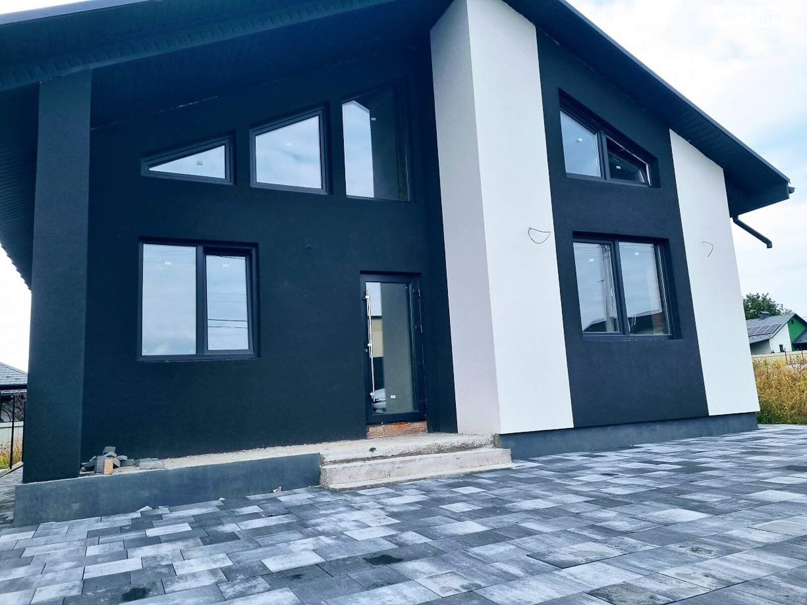 одноэтажный дом, 130 кв. м, кирпич. Продажа в Прибужскому район Академический фото 1